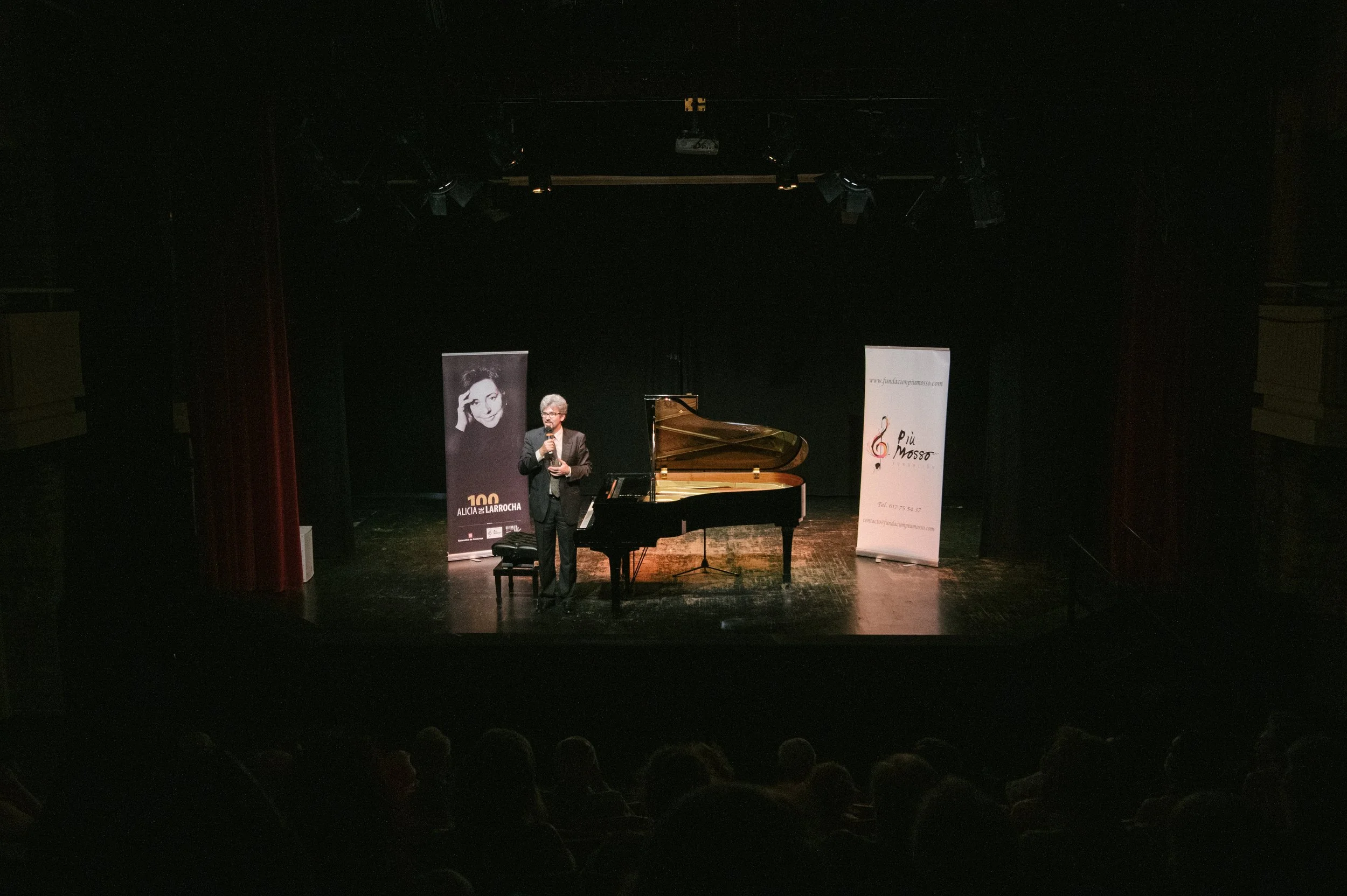 13 JULIO Casa de Vacas - Daniel del Pino, Piano-36.jpg