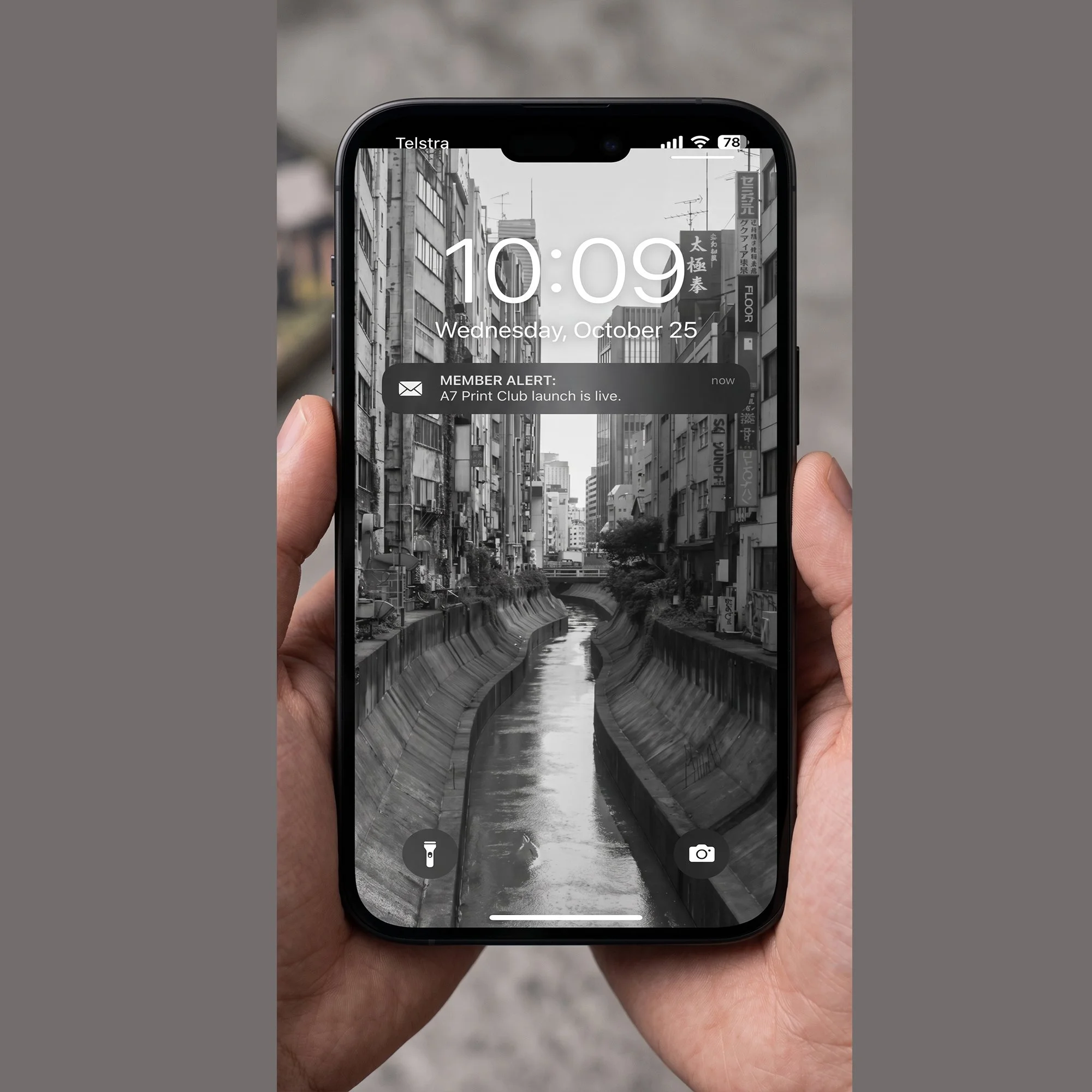 SHIBUYA_WURSTER_PHONE.jpg