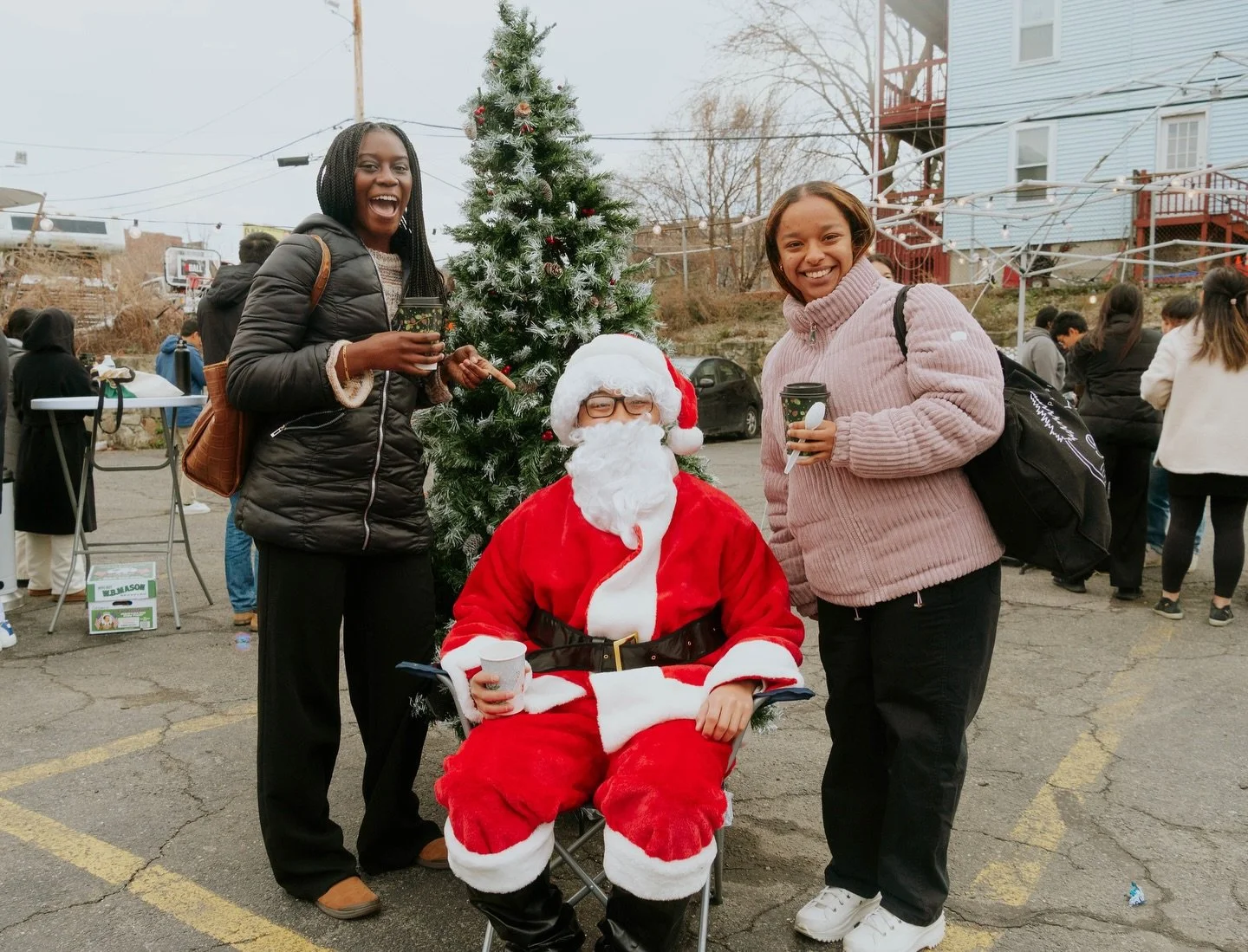 Our Christmas Series begins THIS SUNDAY! Join us on Sunday at 11AM, and check out our very own Snowport (mini Christmas fair) afterwards. ❄️