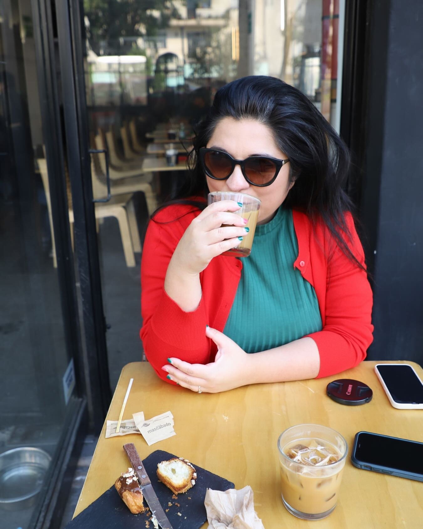 Unruly hair and a latte in hand &ndash; the ultimate city exploration combo! 🌆☕ Can hardly wait for a reunion with Mexico City. 🇲🇽 Until then, savoring the memories and the caffeine buzz! 💖 

#CityAdventures 
#LatteLove
#MexicoCityMagic
#travelvl