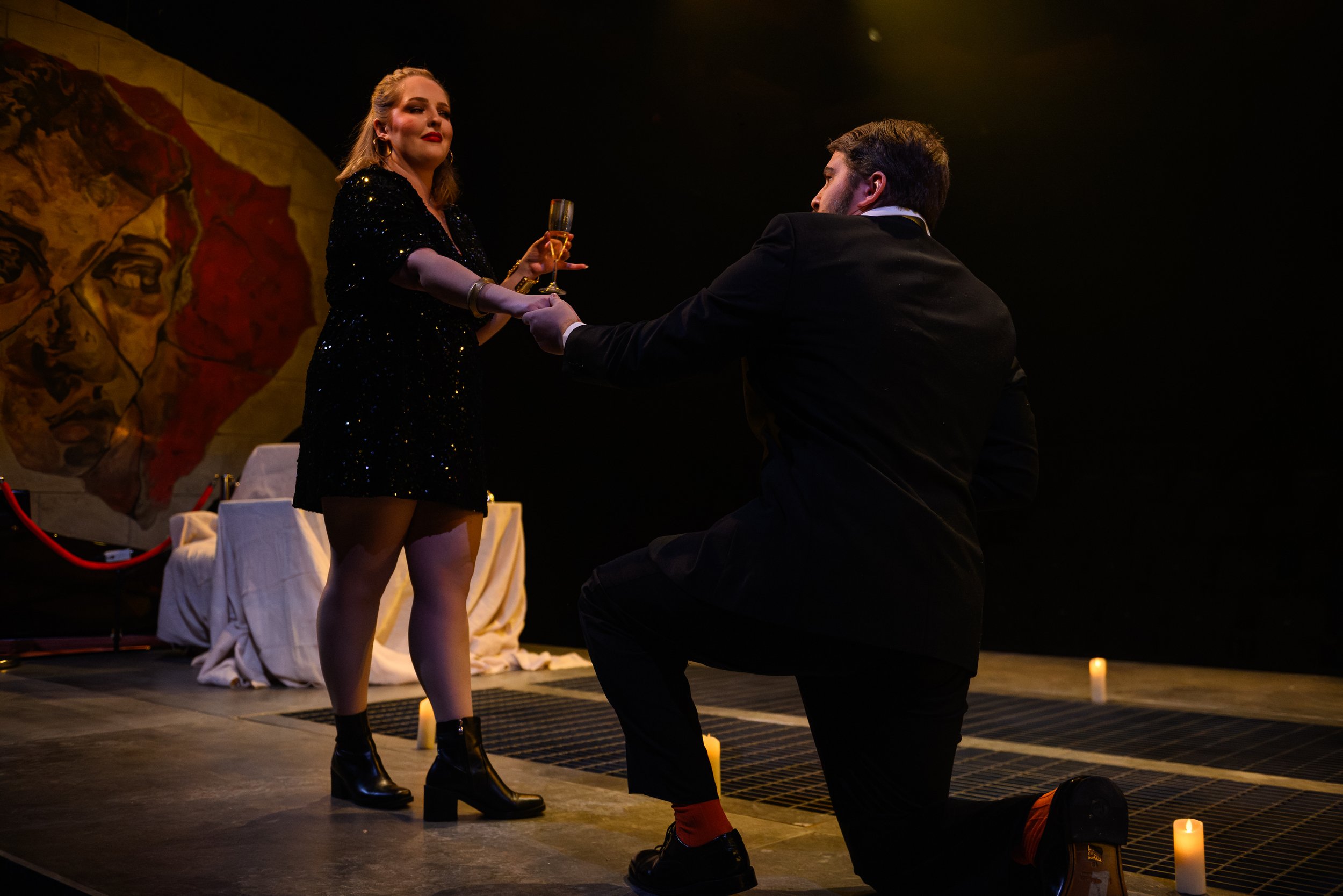367-(c)-DavidMonteith-Hodge-Photographisepleasecredit-OperaScenesAutumn25-(DMH_2563).jpg