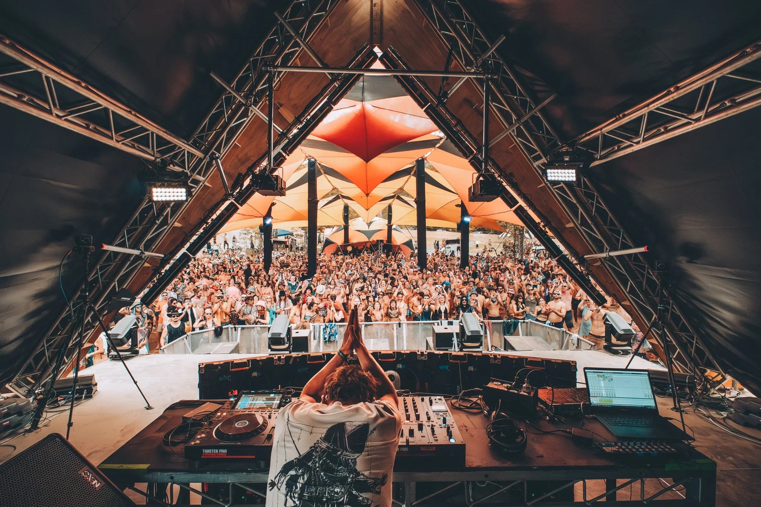 Applications for Earth Frequency Festival 2026 are now open!