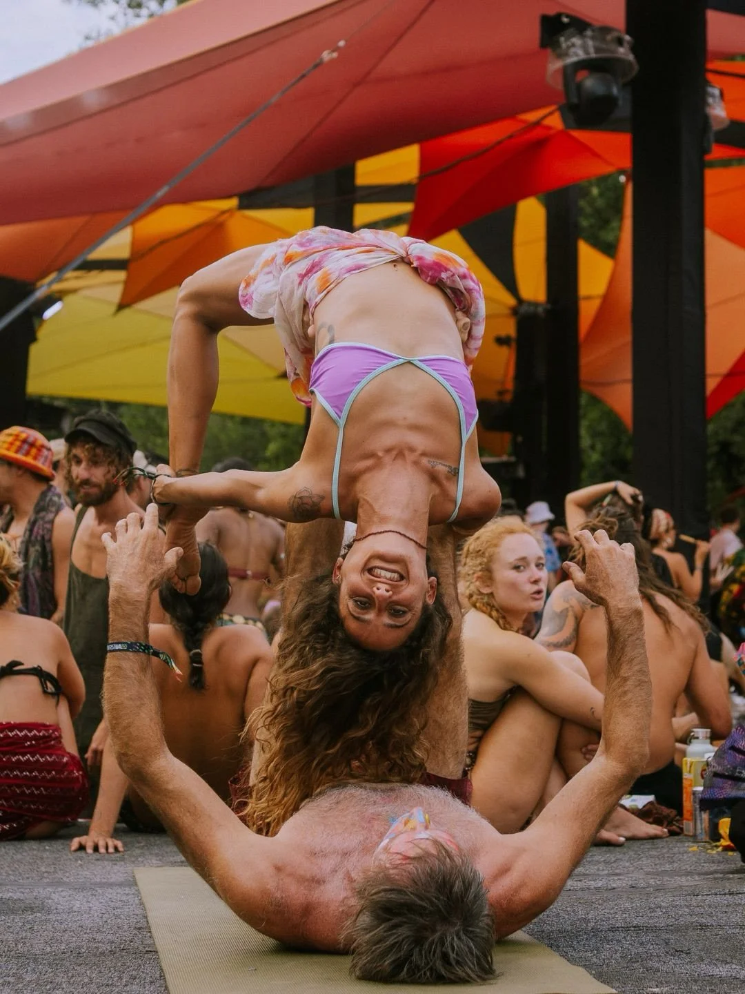 When the world feels a little upside down&hellip; look at it from a different angle 🙃

In this crazy planet we all call home, we hope Earth Frequency helps you do that. Big love 💚

📸 @synaesthetemedia @brentrandallphotography @amandadevegili.photo