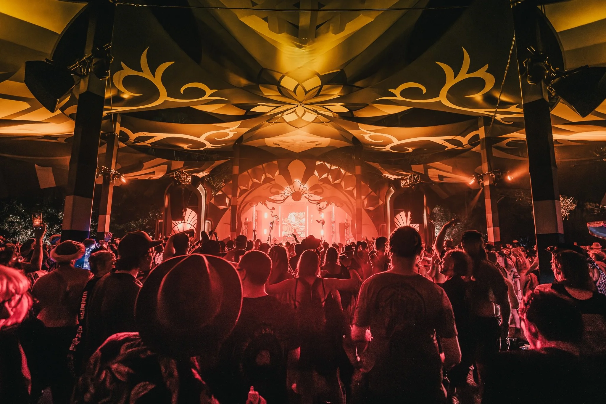 The Atrium in full flight 🥵

📸 @ibanez.media