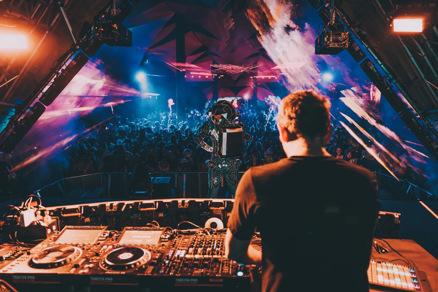 Earth Frequency Festival 2026 | Music, Arts, Markets & Community