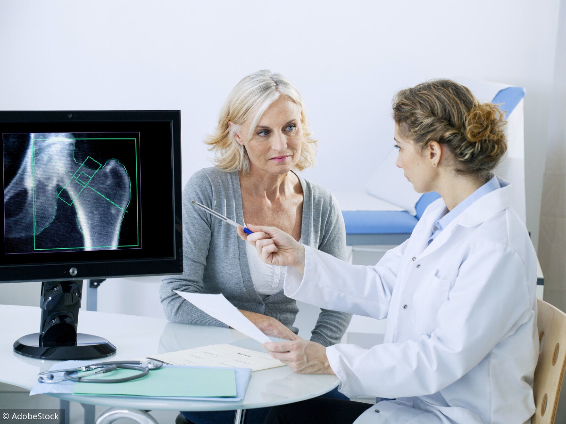   DEXA   DEXA (dual x-ray absorptiometry) scans measure bone density (thickness and strength of bones) by passing a high and low energy x-ray beam through the body, usually in the hip and the spine.   Learn more  