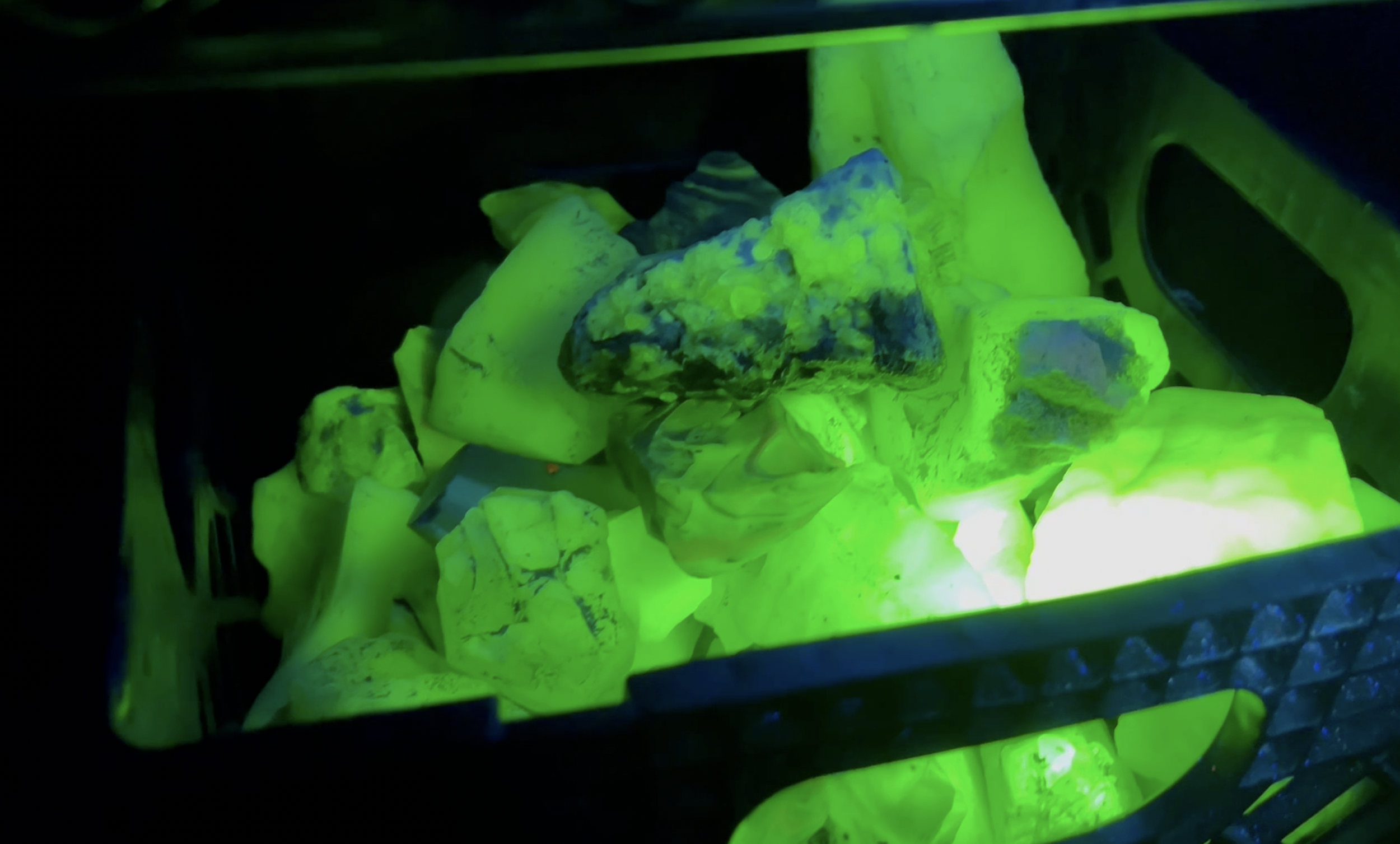 I also happen to collect uranium slag glass.