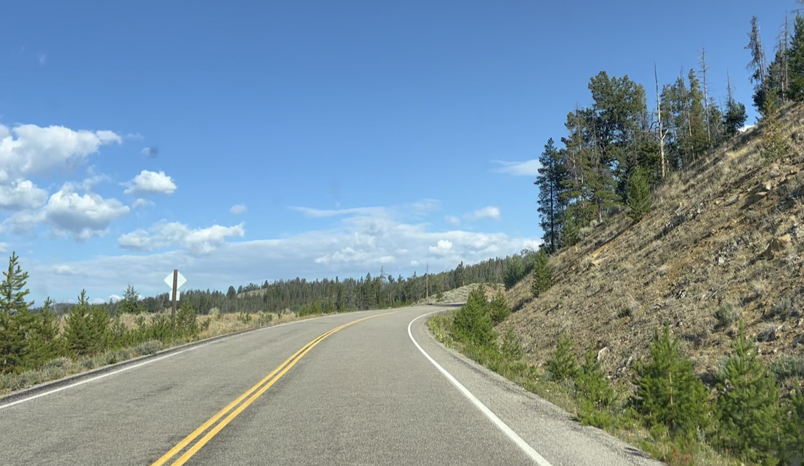 The drive into the Crystal Park area was beautiful.