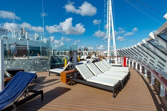 msc-yacht-club-sun-deck.jpg