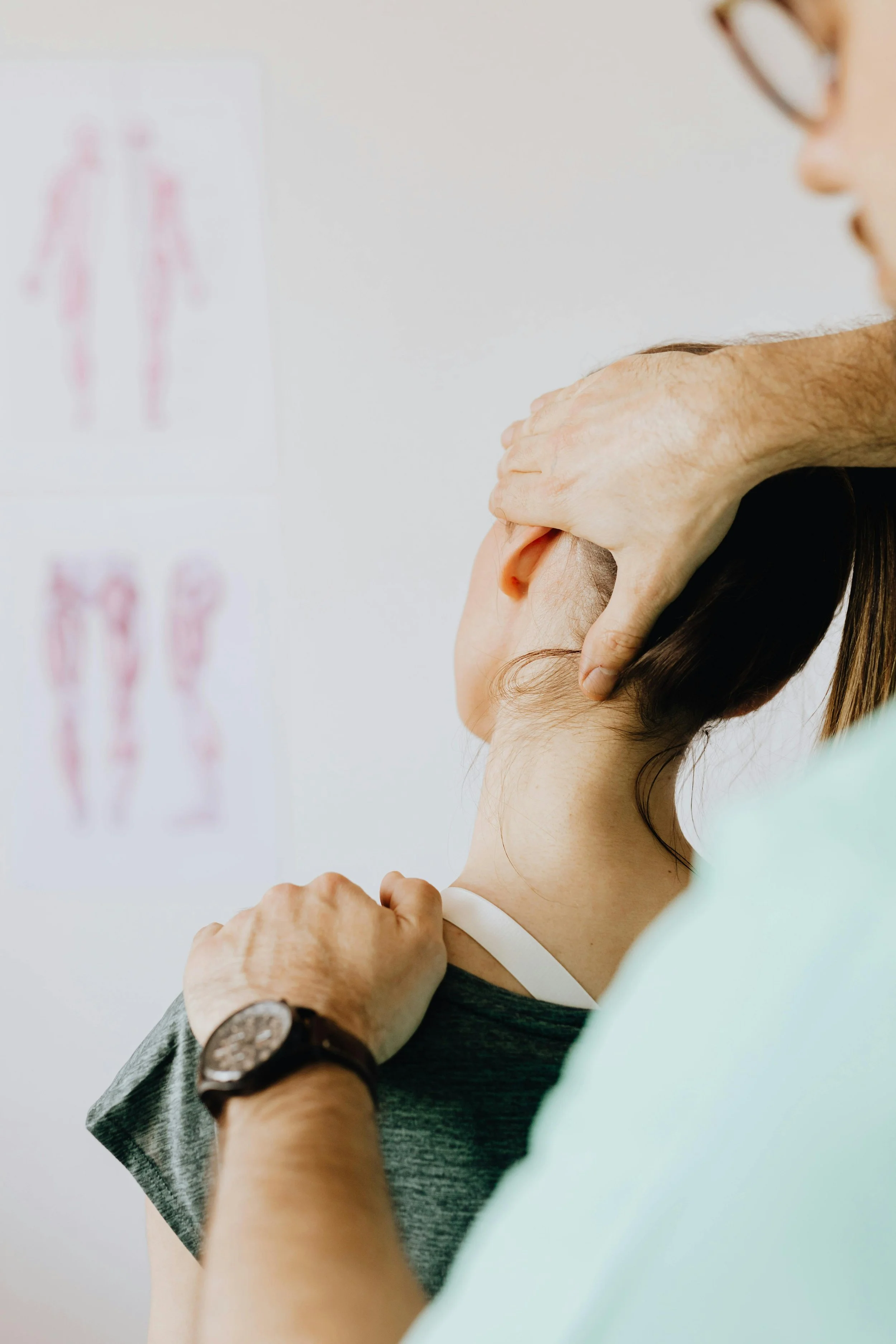 Massage vs. Chiropractor