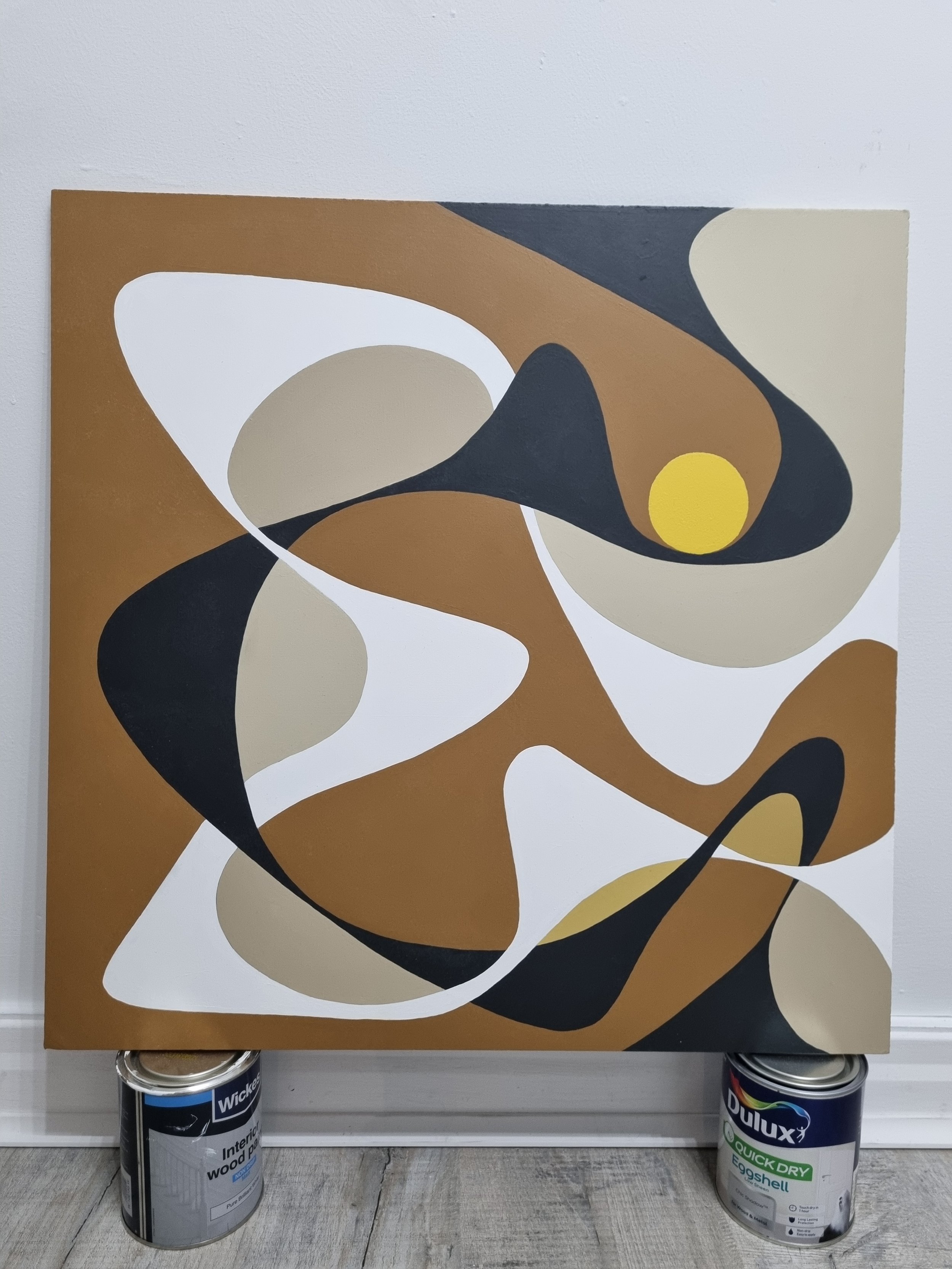Intertwining Curves 08