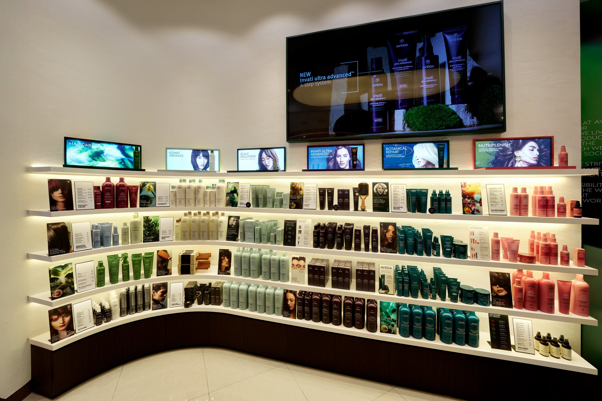 AVH_Tangs_Storefront_1325.jpg