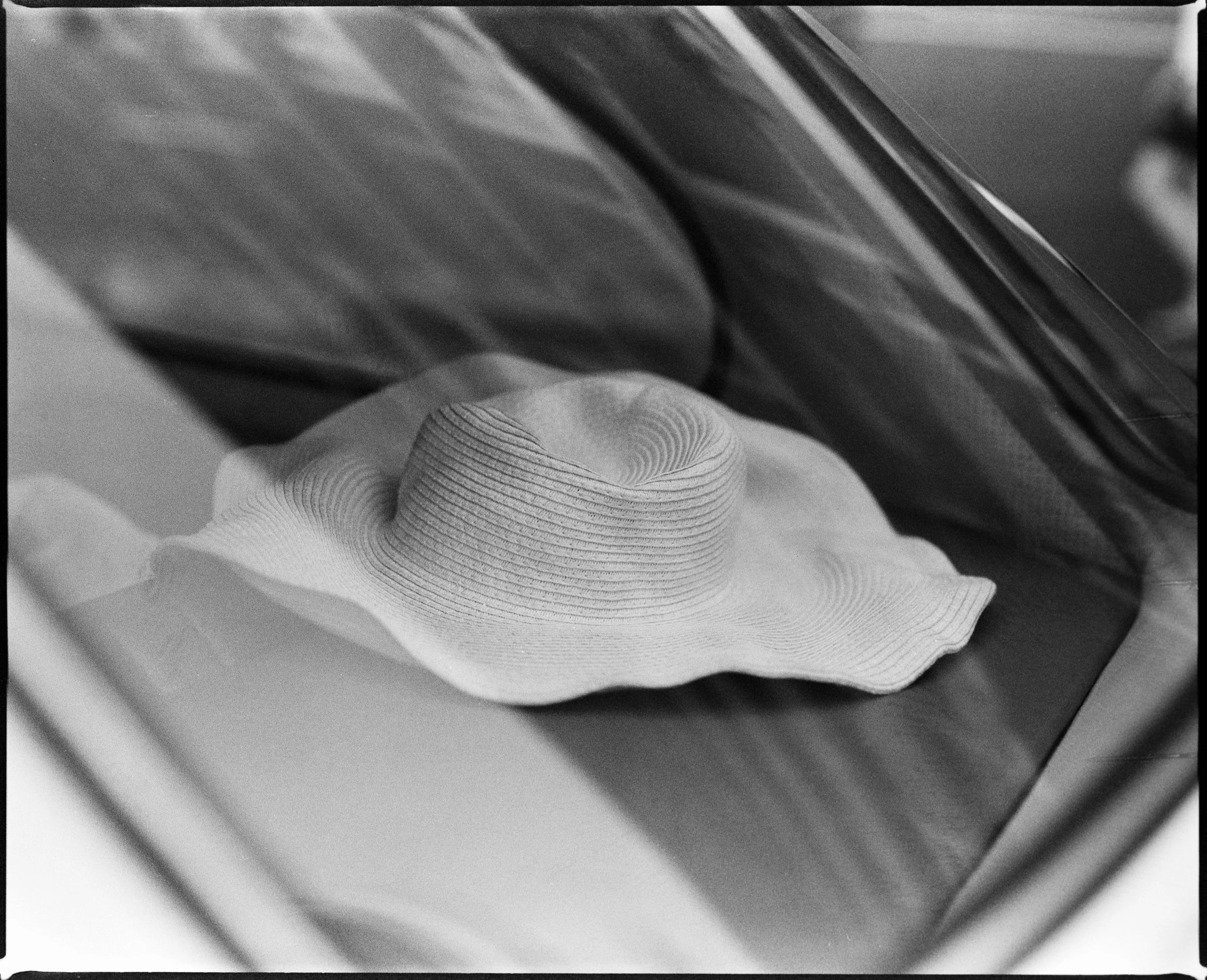 Street_in_Mono_Tri_X_Pan-0010.jpg