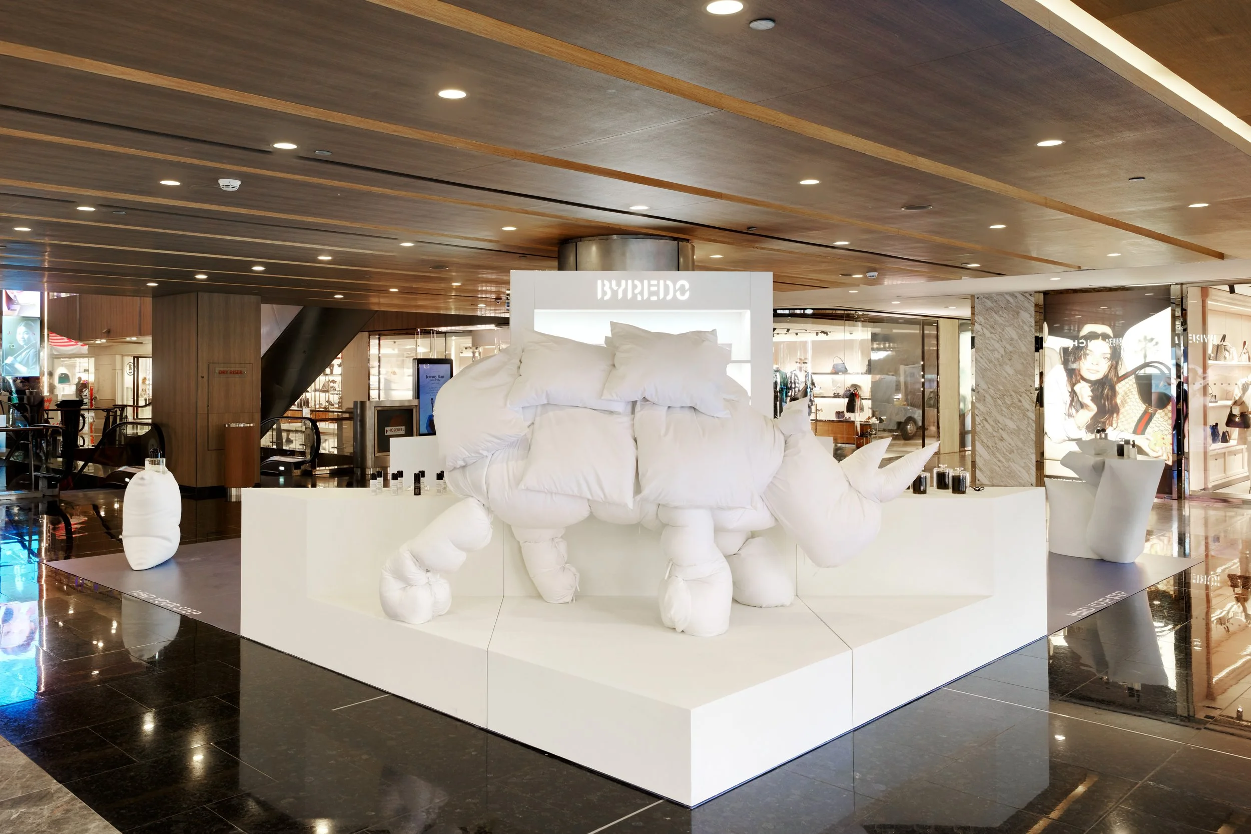 20250704_BRD_AbsoluCollection_Popup_Paragon_0002.jpg