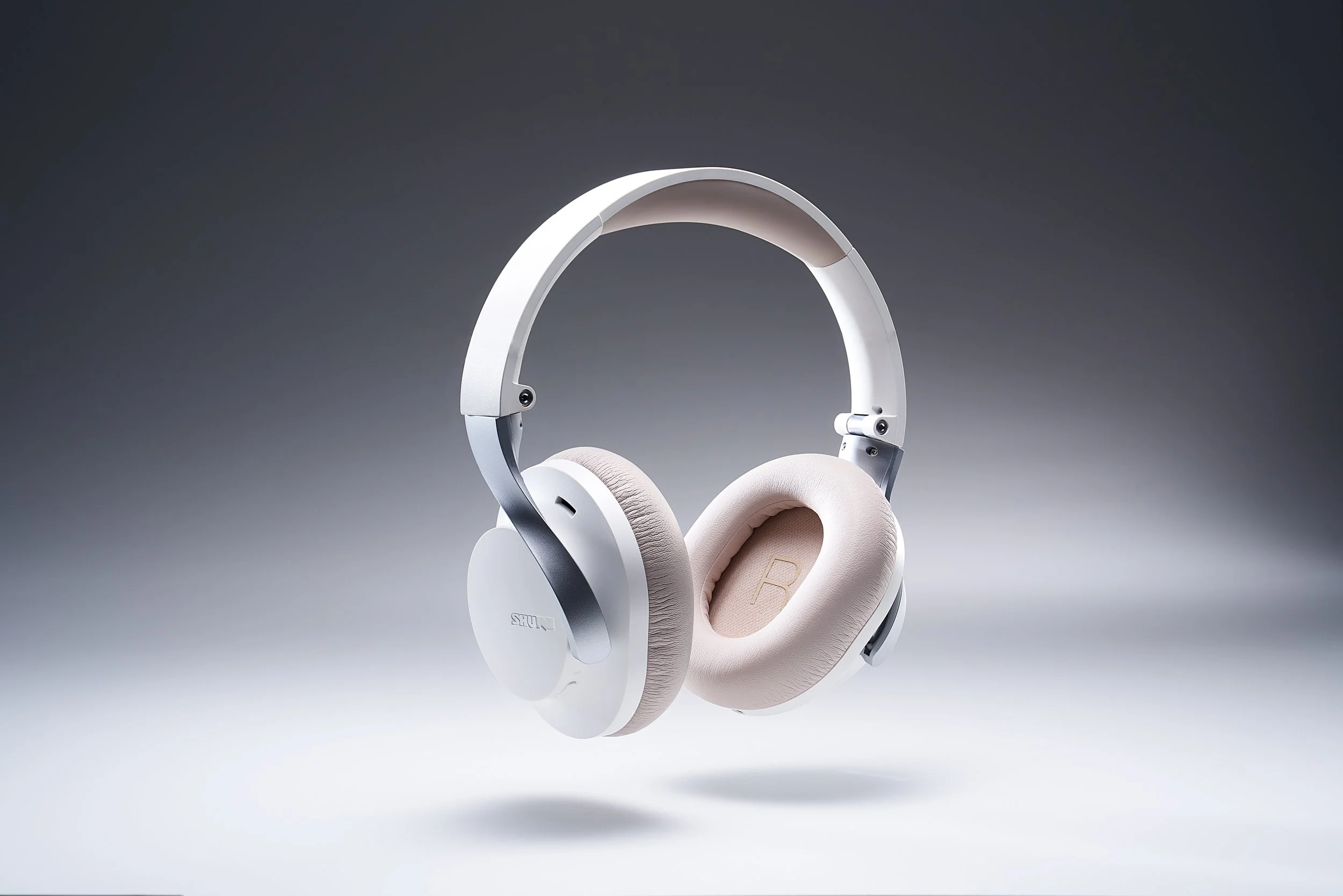 09_ShureHeadset_04479_.jpg