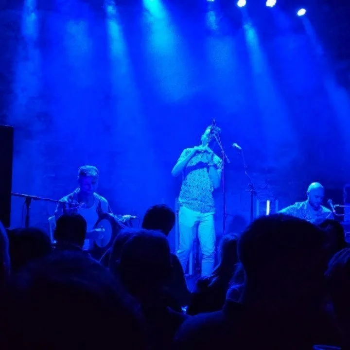 It's coming... we are so excited to welcome acclaimed contemporary folk trio @projectsmok to Kington, Herefordshire on the 23rd August.

Join us in community pub @oxfordarmskington's sunny courtyard for a small festival-style gig. Live music, local a