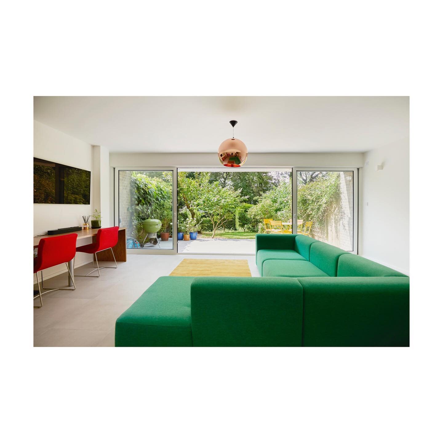 Colourblocking in the garden room of one of our Dulwich townhouse projects. A space to work, play, game and relax 

#woodsyre #haysofa #basementdesign #dulwichestate #selondonarchitect #london #dulwich