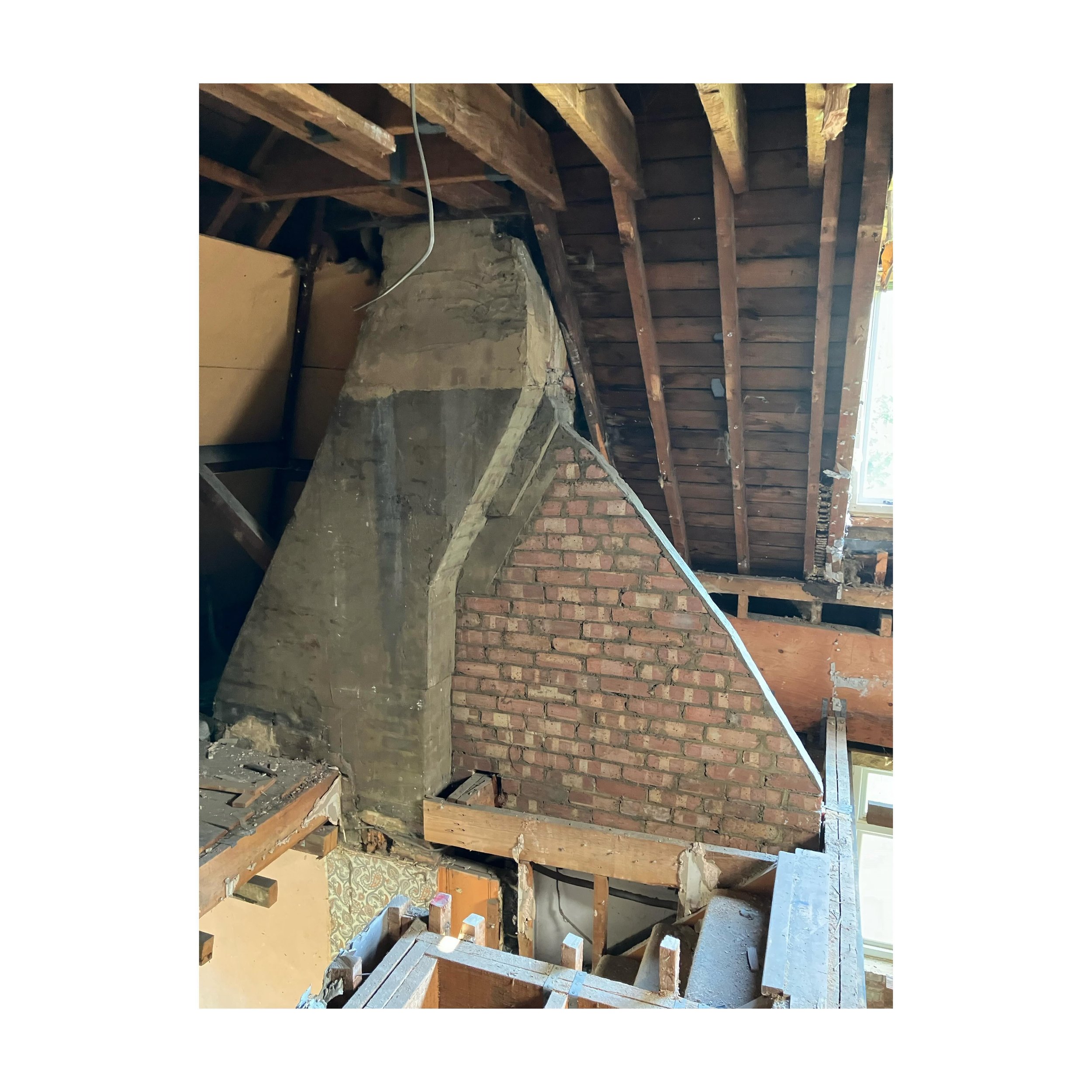 Digging around in the loft of a Sydenham Mansion house with a very curvy chimney&hellip;. 

#onsite #sydenham #londonarchitect #selondon #loft