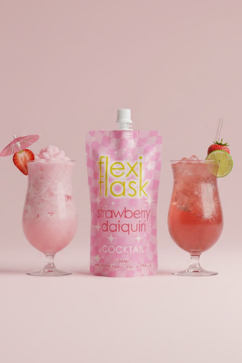 FLEXIFLASK STRAWBERRY DAIQUIRI WITH GLASSES.jpg
