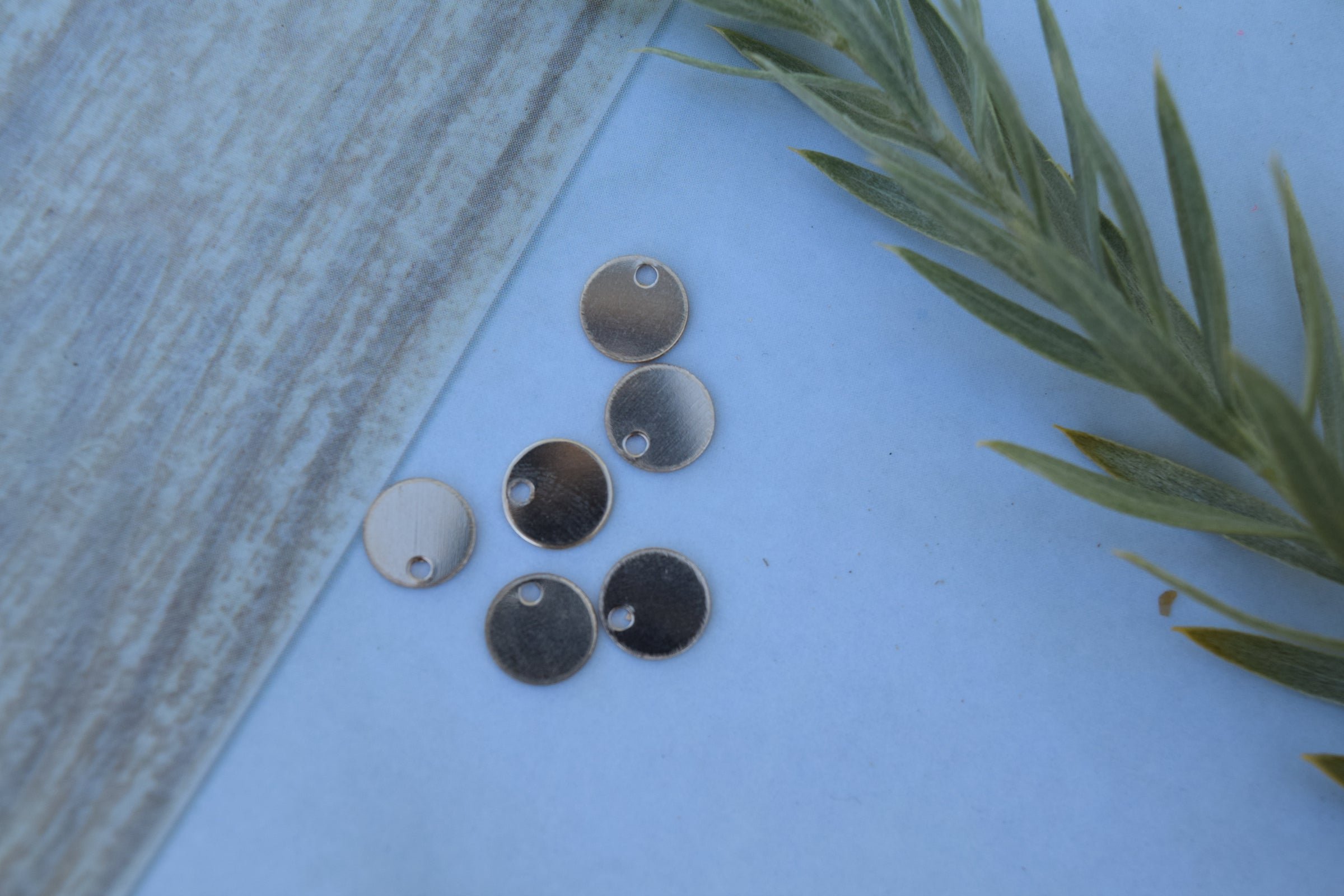 gold-filled-circle-pendant2.jpeg