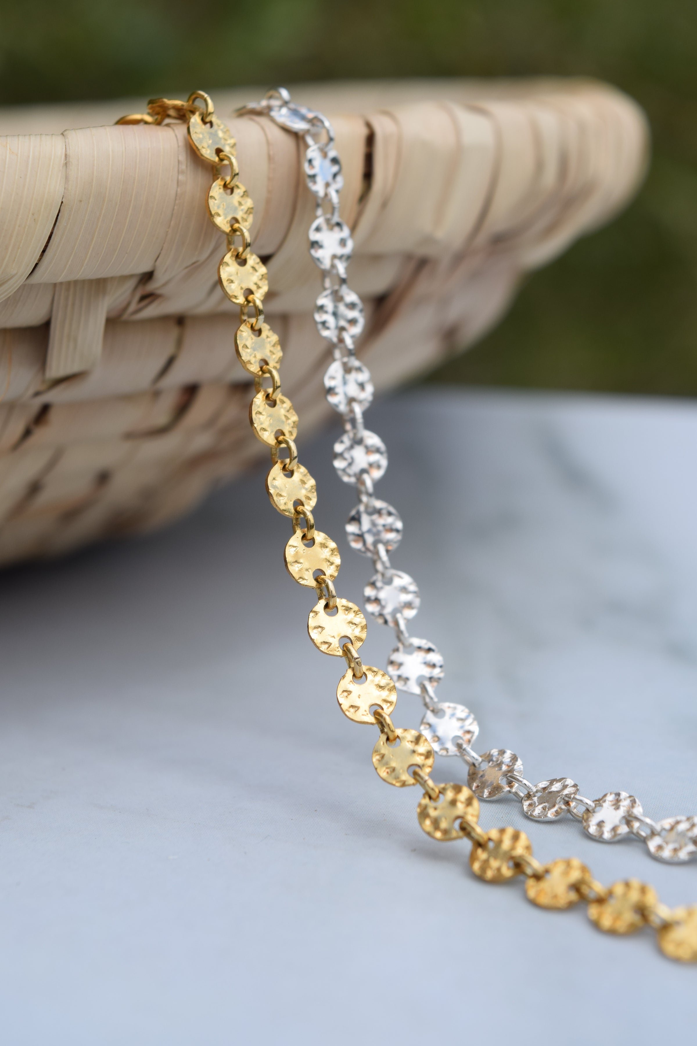 hammered-4mm-disc-chain3.jpeg