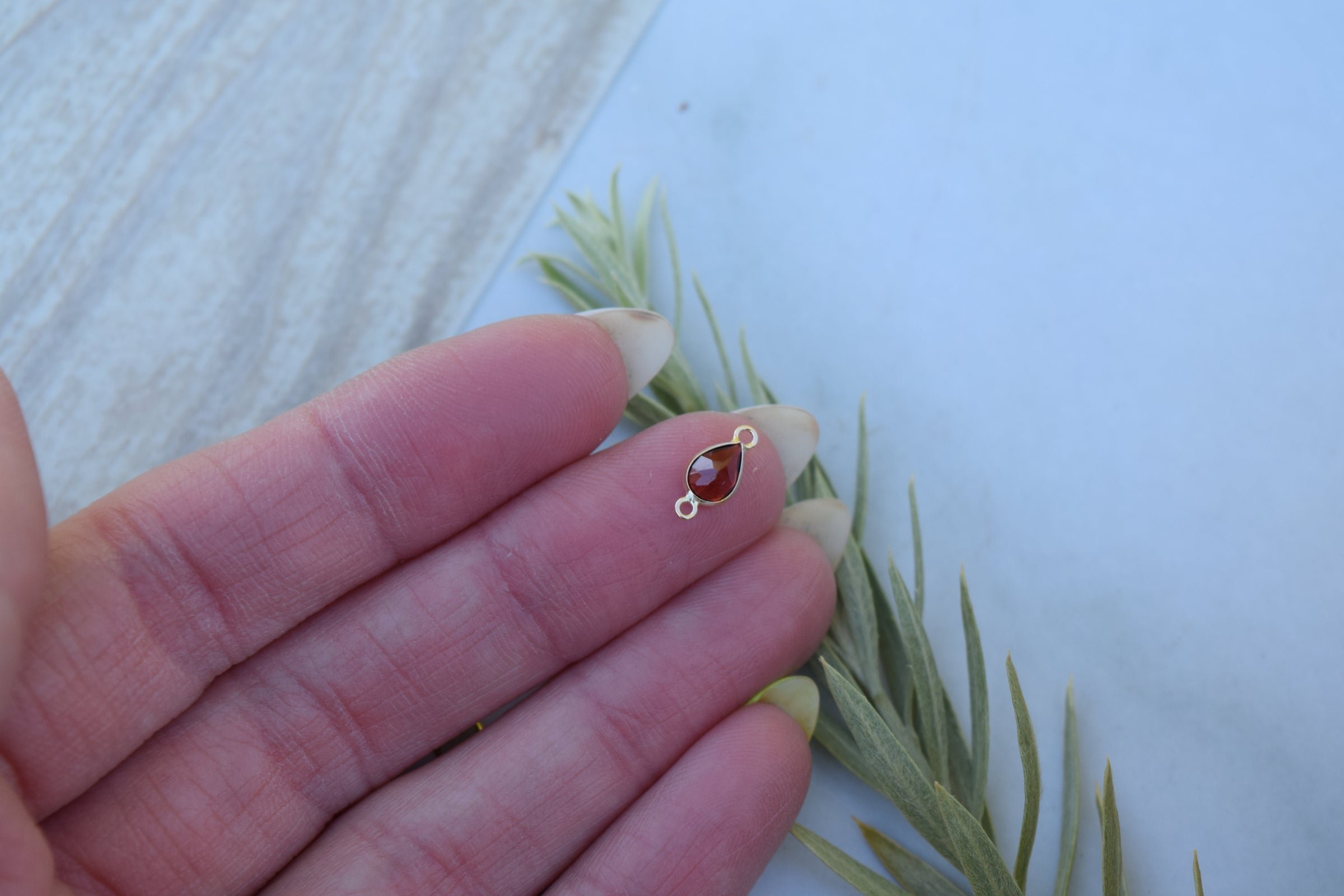 pear-cut-gemstone-connector-14k-white-gold01.jpeg