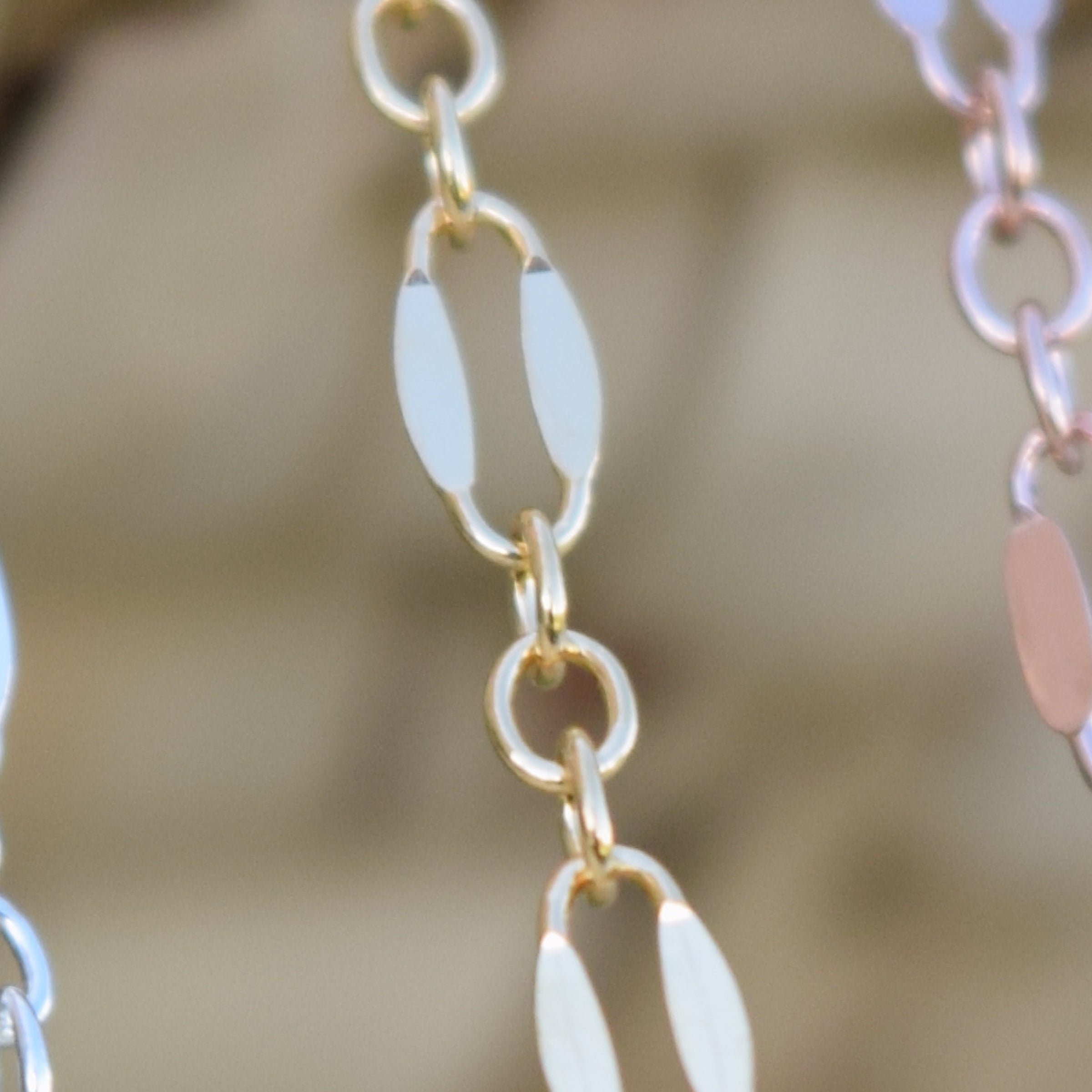 rounded-lace-chain3.jpeg