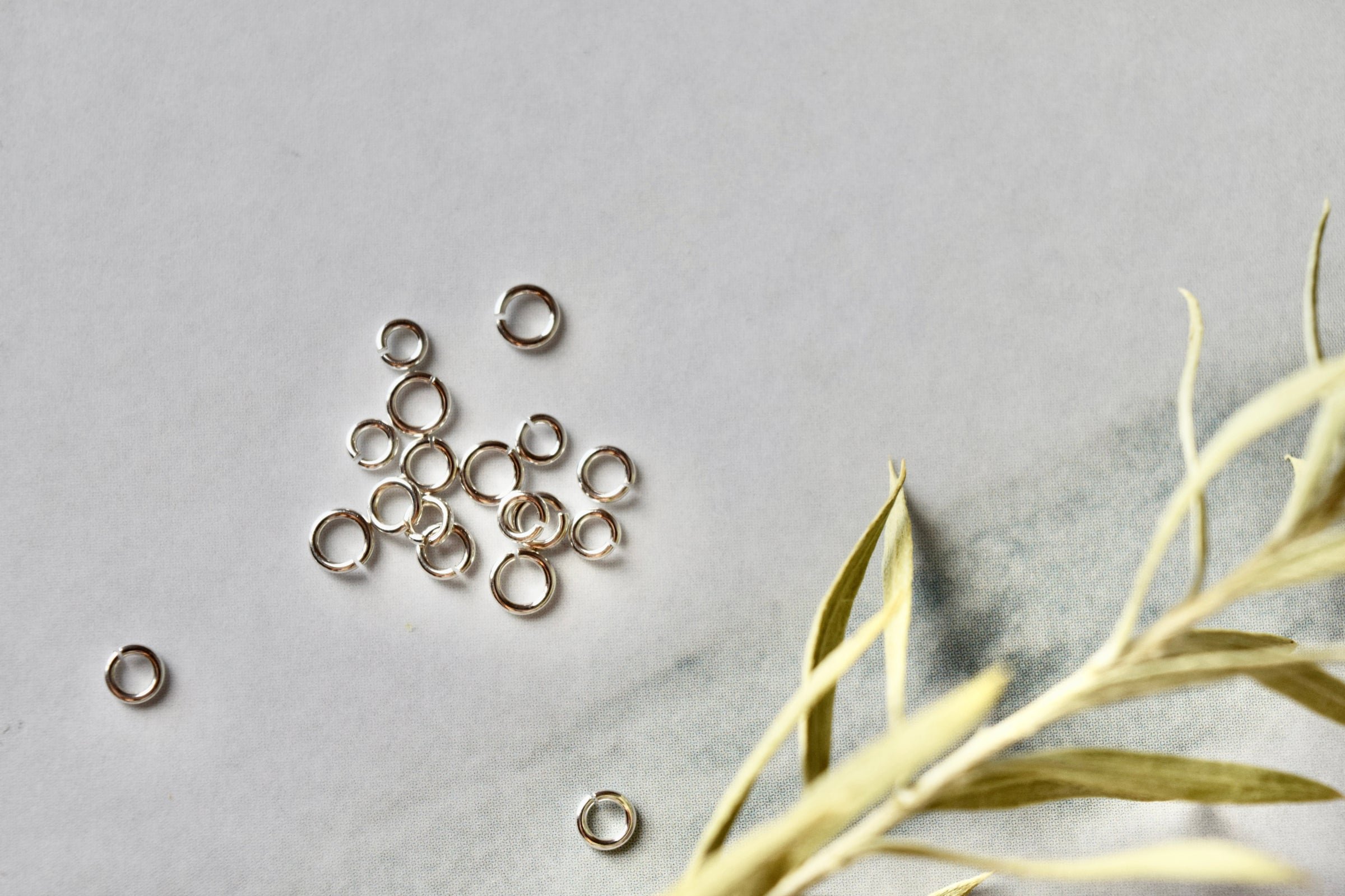sterling-silver-round-jump-ring-22-gauge3.jpeg