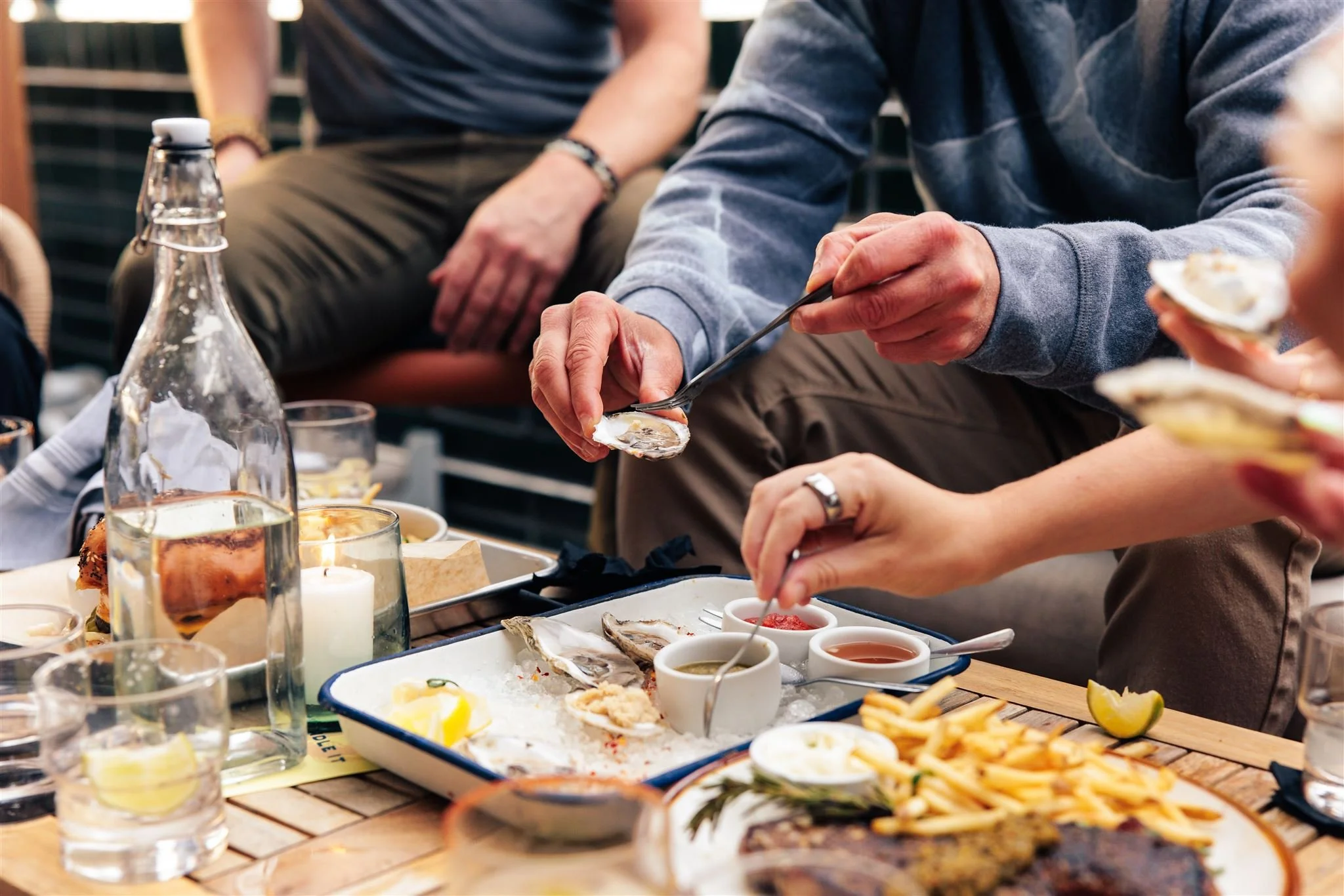 Neighborhood favorite in Wedgewood-Houston featuring rooftop vibes, wood-fired tacos & steaks, strong margs, and a fabulous oyster bar.