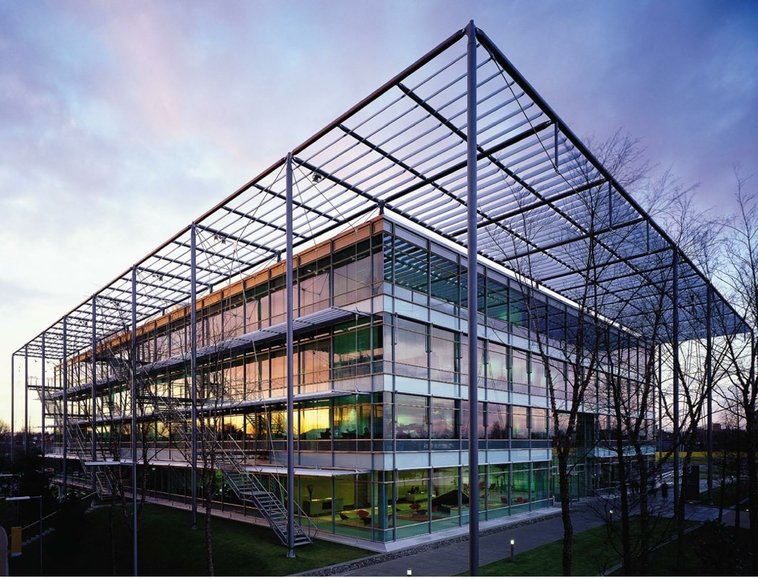 Chiswick Park Phase 1, London