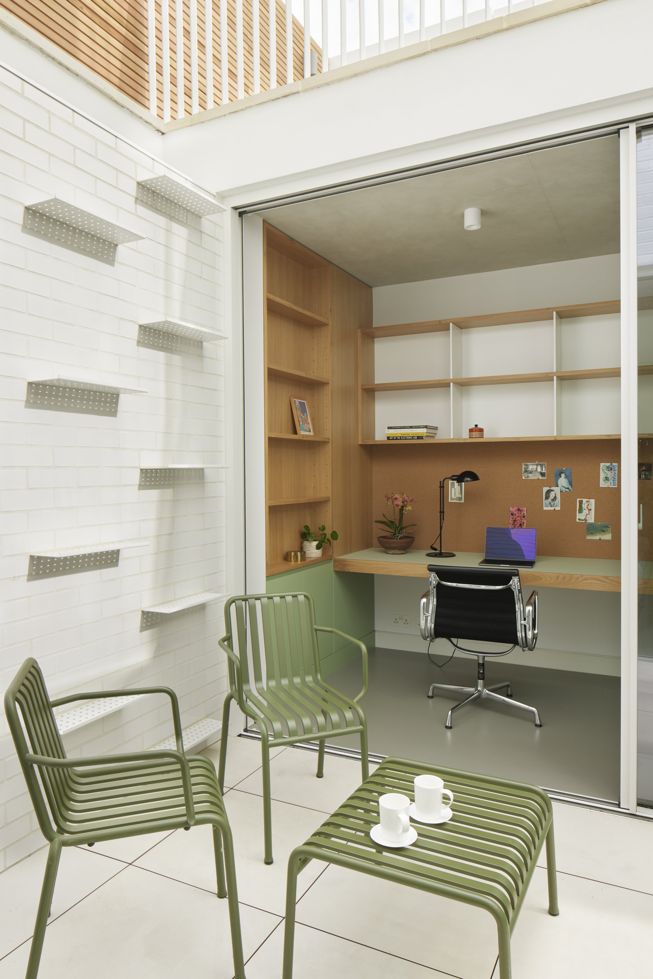 101 King Henrys Road.jpg