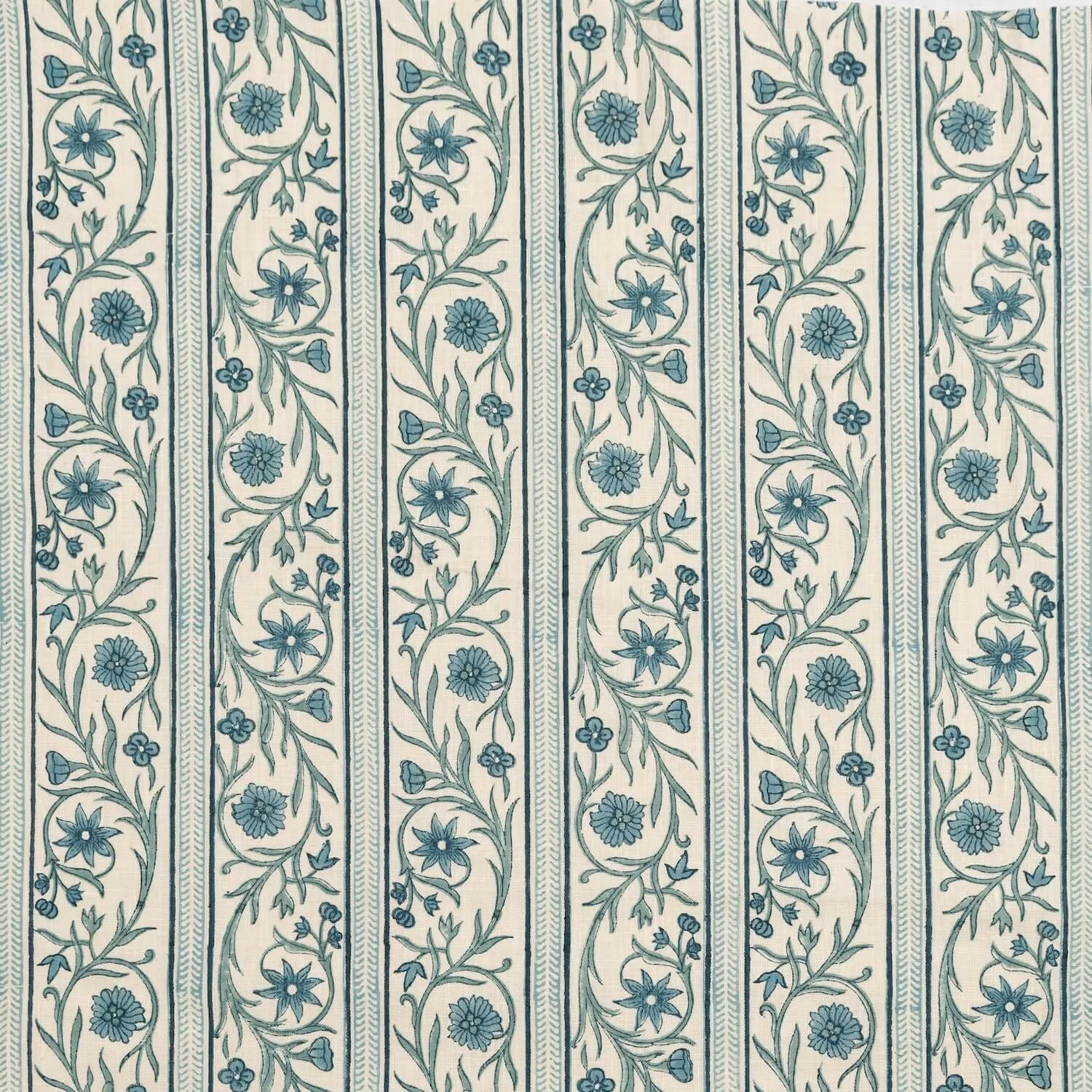 pukka-print-linen-floral-stripe-cloudiris.jpg