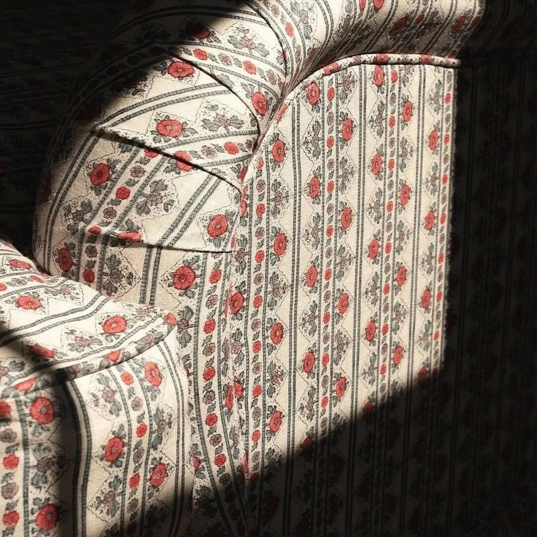 pukka-print-linen-fabric-ribbons-cardinal-cadet-blue-jpeg.jpg
