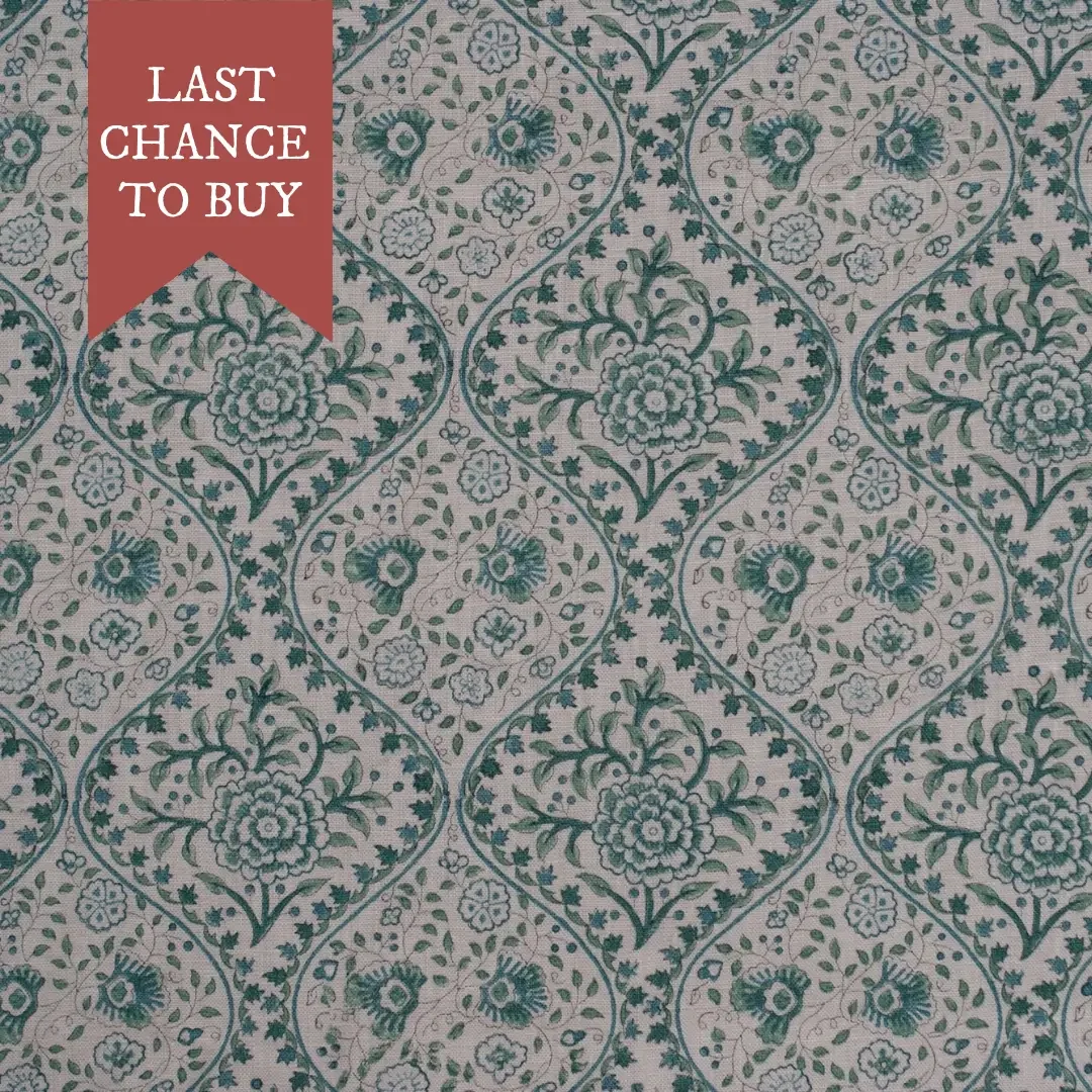 pukka-print-linen-fabric-last-chance-ogee-dove-blue.webp