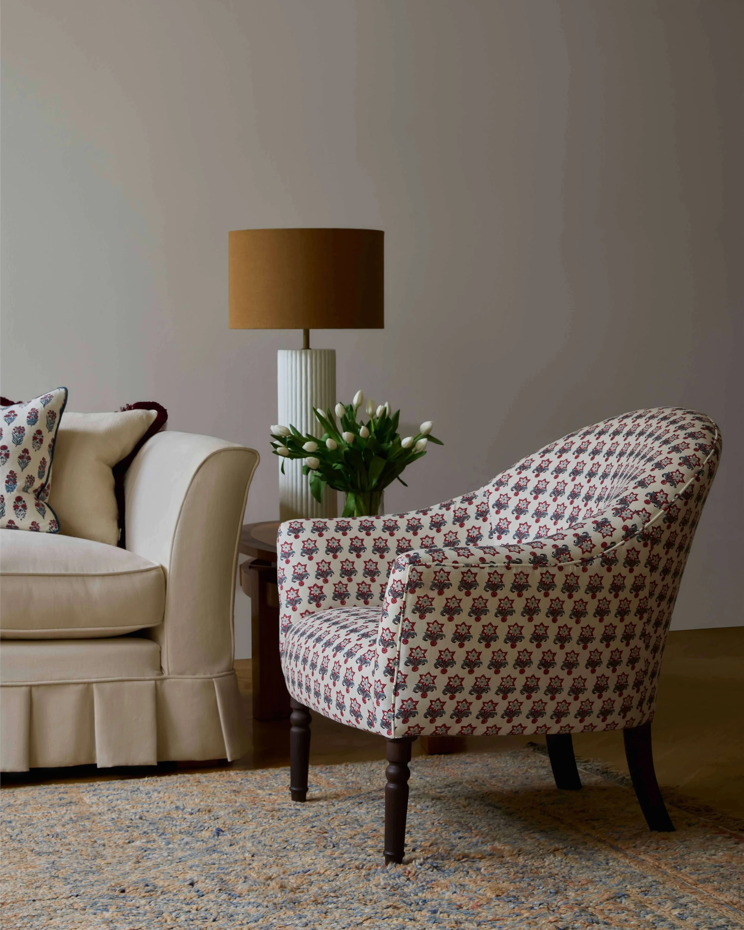 pukka-print-boura-and-white-flora-armchair.jpeg