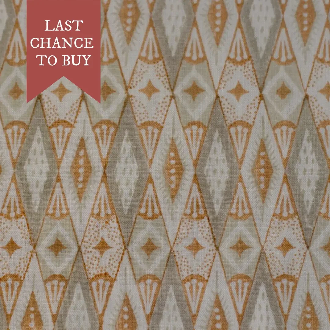 pukka-print-linen-fabric-last-chance-diamond-2.webp