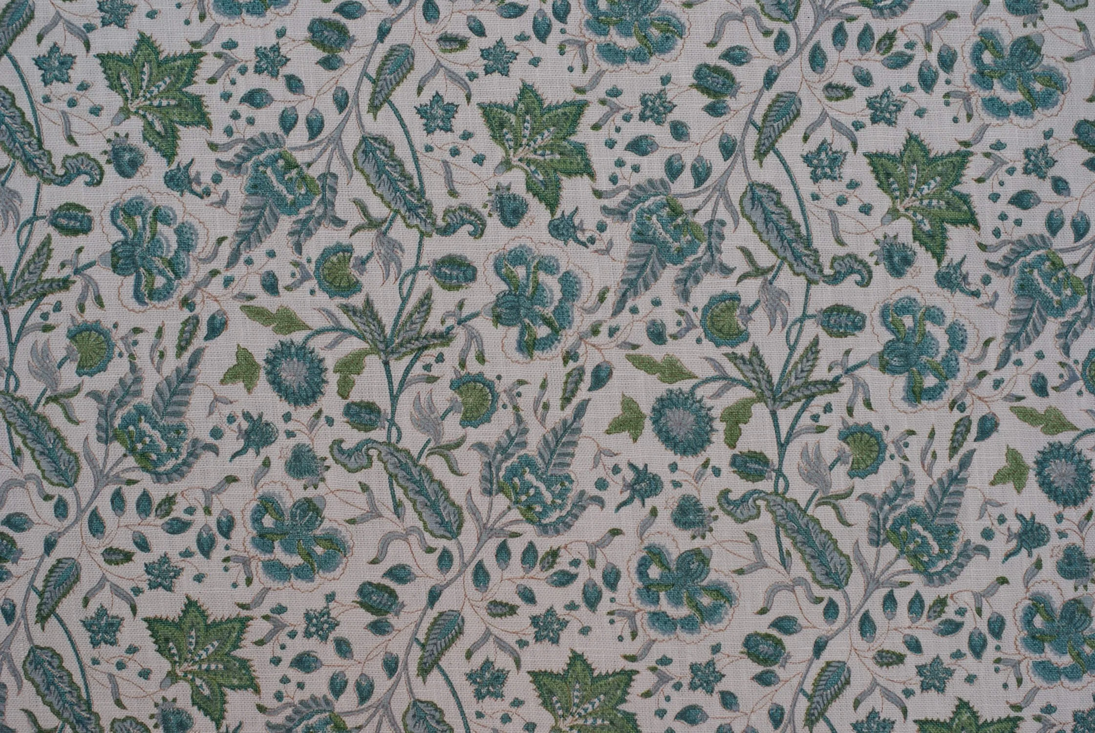 pukka-print-linen-fabric-vine-peacock-grass-repeat-1.jpg