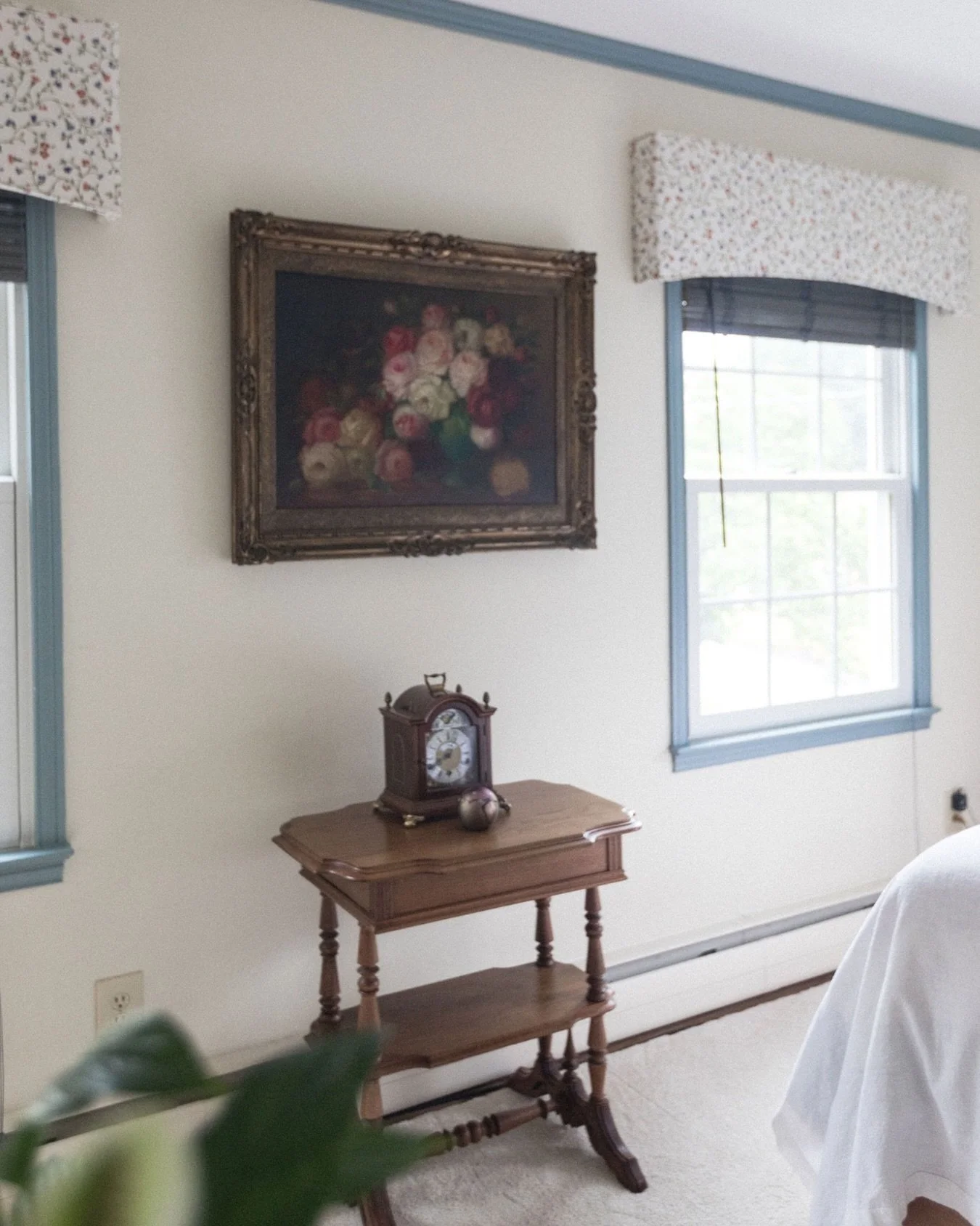 A timeless home isn&rsquo;t built from an aesthetic &mdash; it&rsquo;s built from identity.

When I design, I don&rsquo;t start with what&rsquo;s popular.
I start with:
&ndash; your routines
&ndash; your collections
&ndash; the pieces you&rsquo;ve he