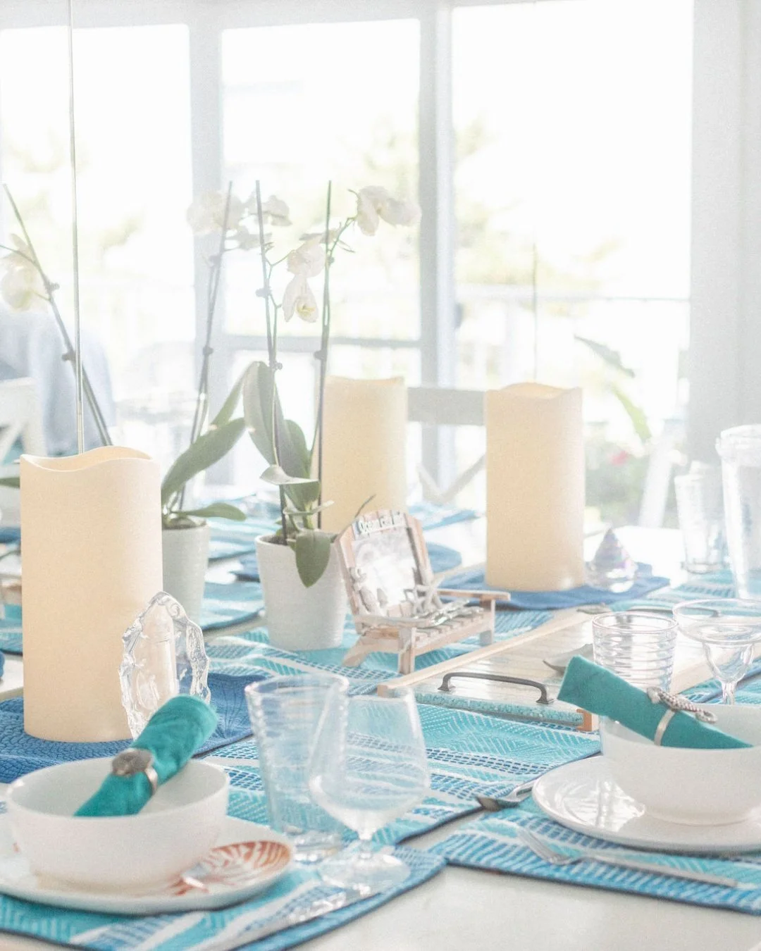Color psychology affects how spaces feel throughout different seasons and times of day. Blues calm and cool - perfect for rooms receiving intense afternoon sun or spaces meant for relaxation. Warmer tones energize and create coziness in north-facing 