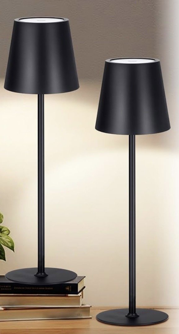 Black table lamps (groups of 2)