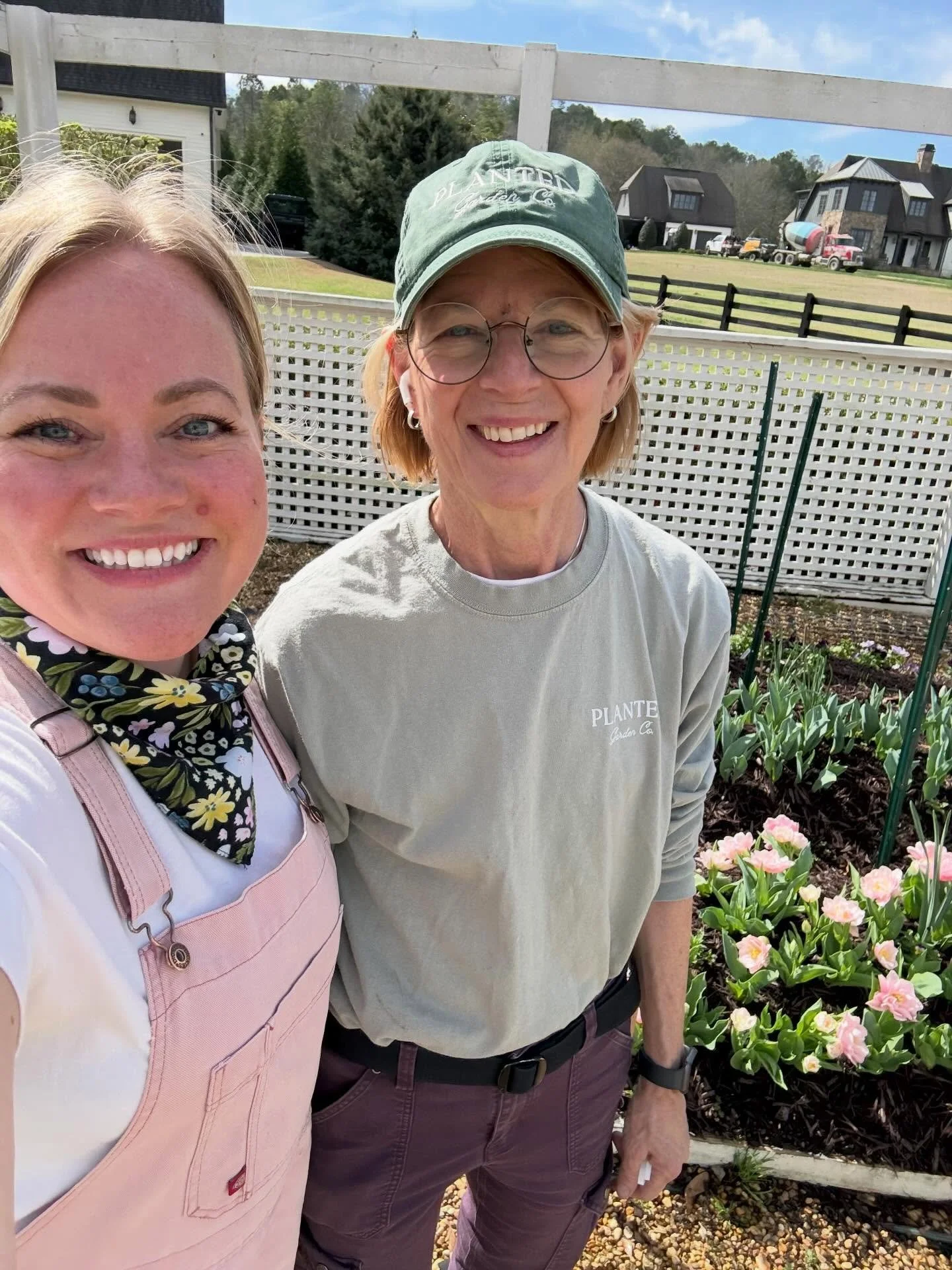 Our maintenance team brings expertise, passion, and experience to provide the best TLC for your @plantedgardenco garden space! It is our mission in the kitchen garden to plant, tend, harvest, REPEAT. All year, all seasons in the Atlanta garden!🌱

Gr