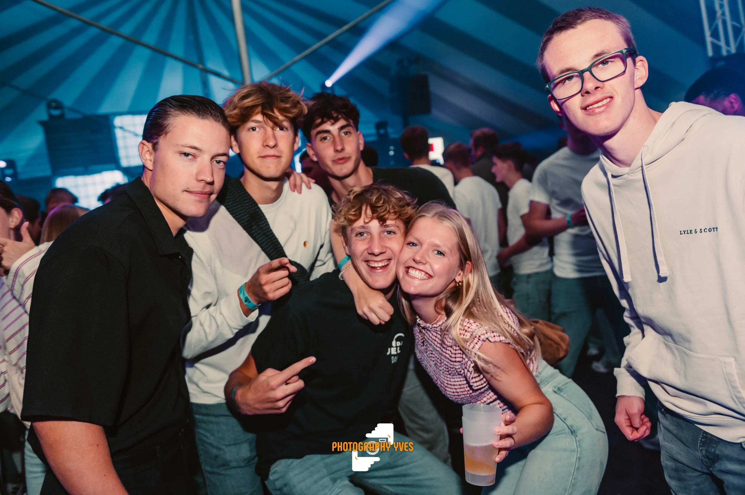 HOEKKERMIS - YVG-197.jpg