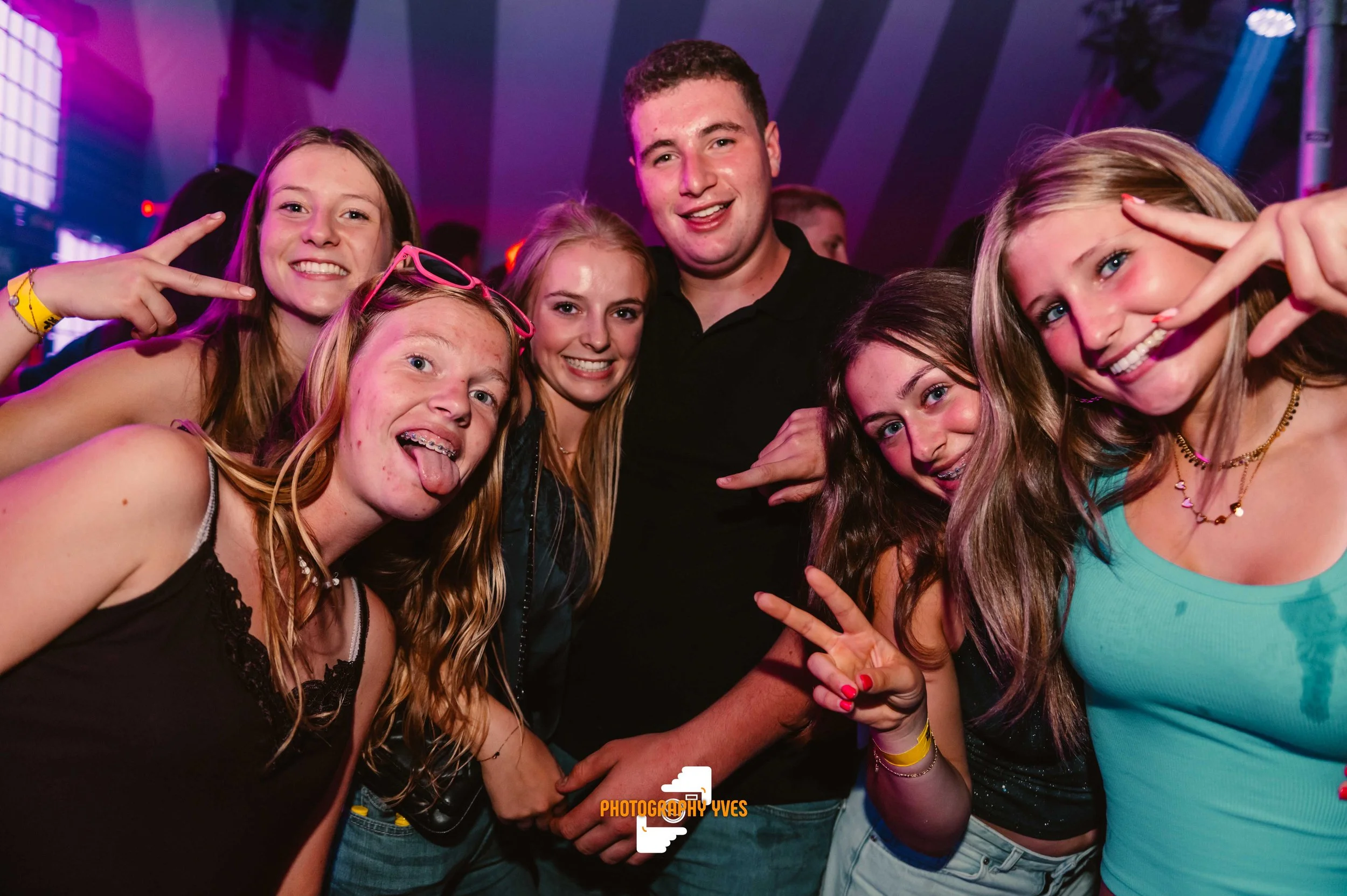 HOEKKERMIS - YVG-148.jpg