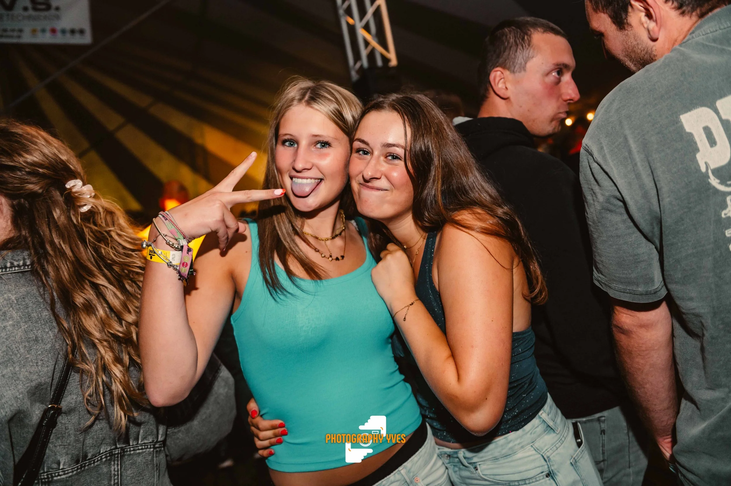 HOEKKERMIS - YVG-107.jpg