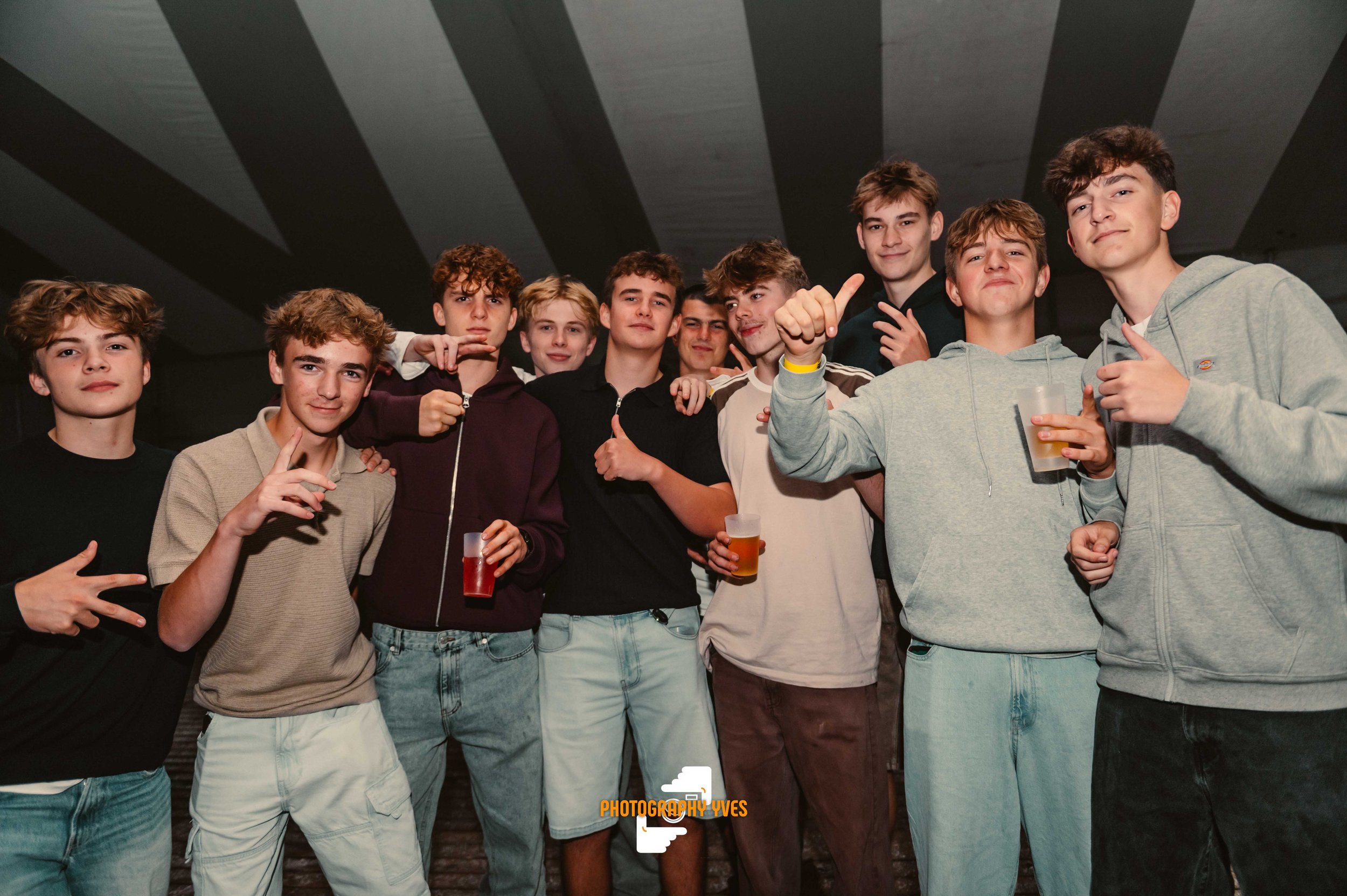 HOEKKERMIS - YVG-7.jpg
