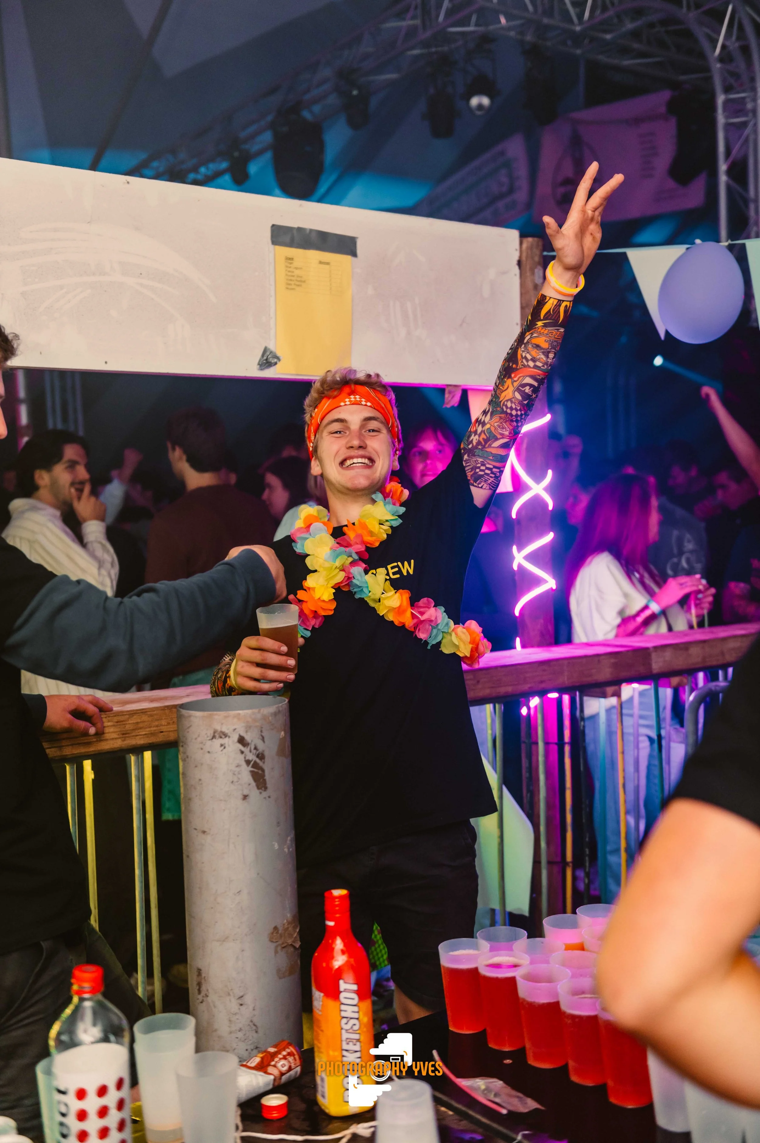 HOEKKERMIS - YVG-130.jpg