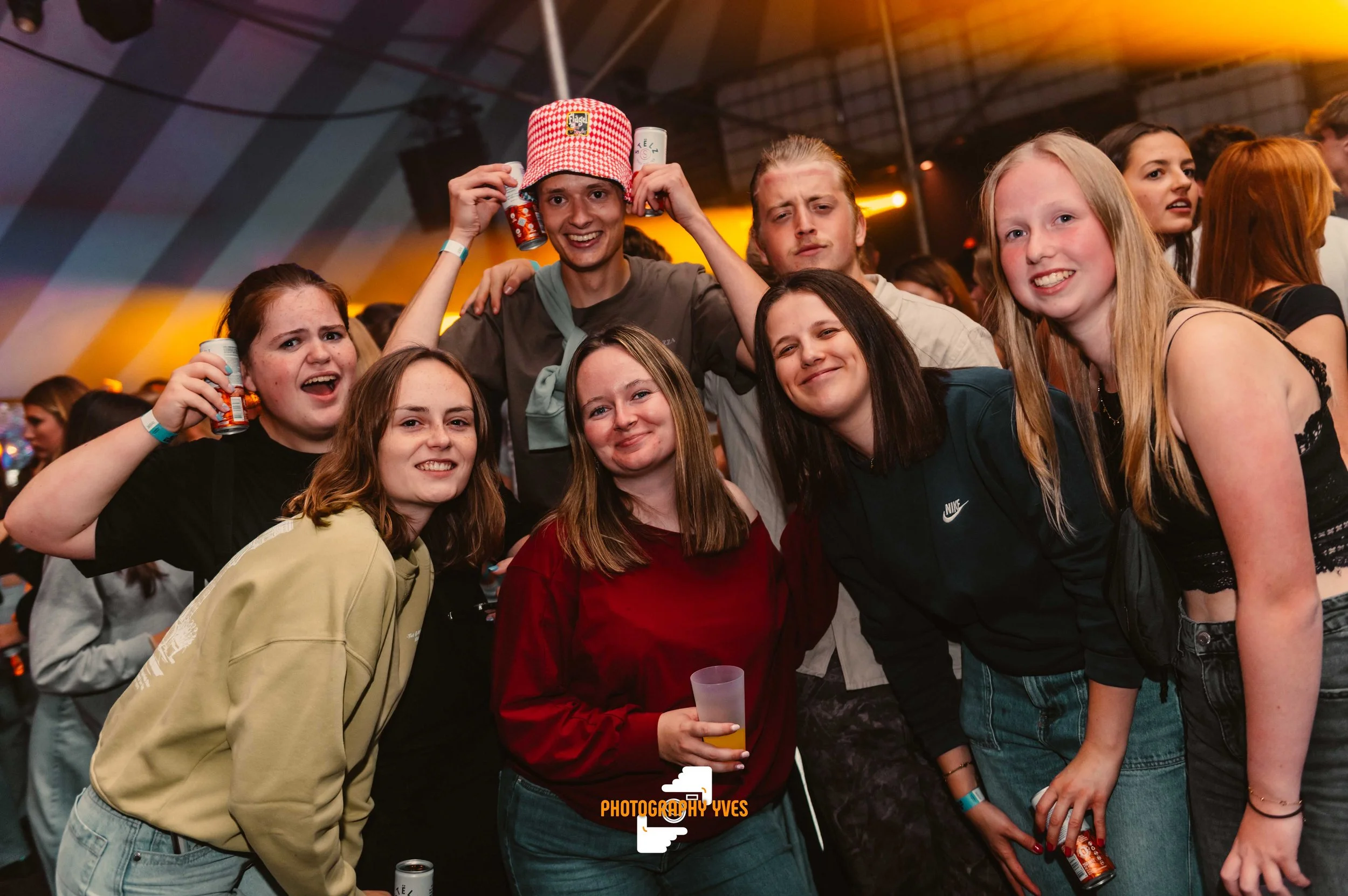 HOEKKERMIS - YVG-155.jpg