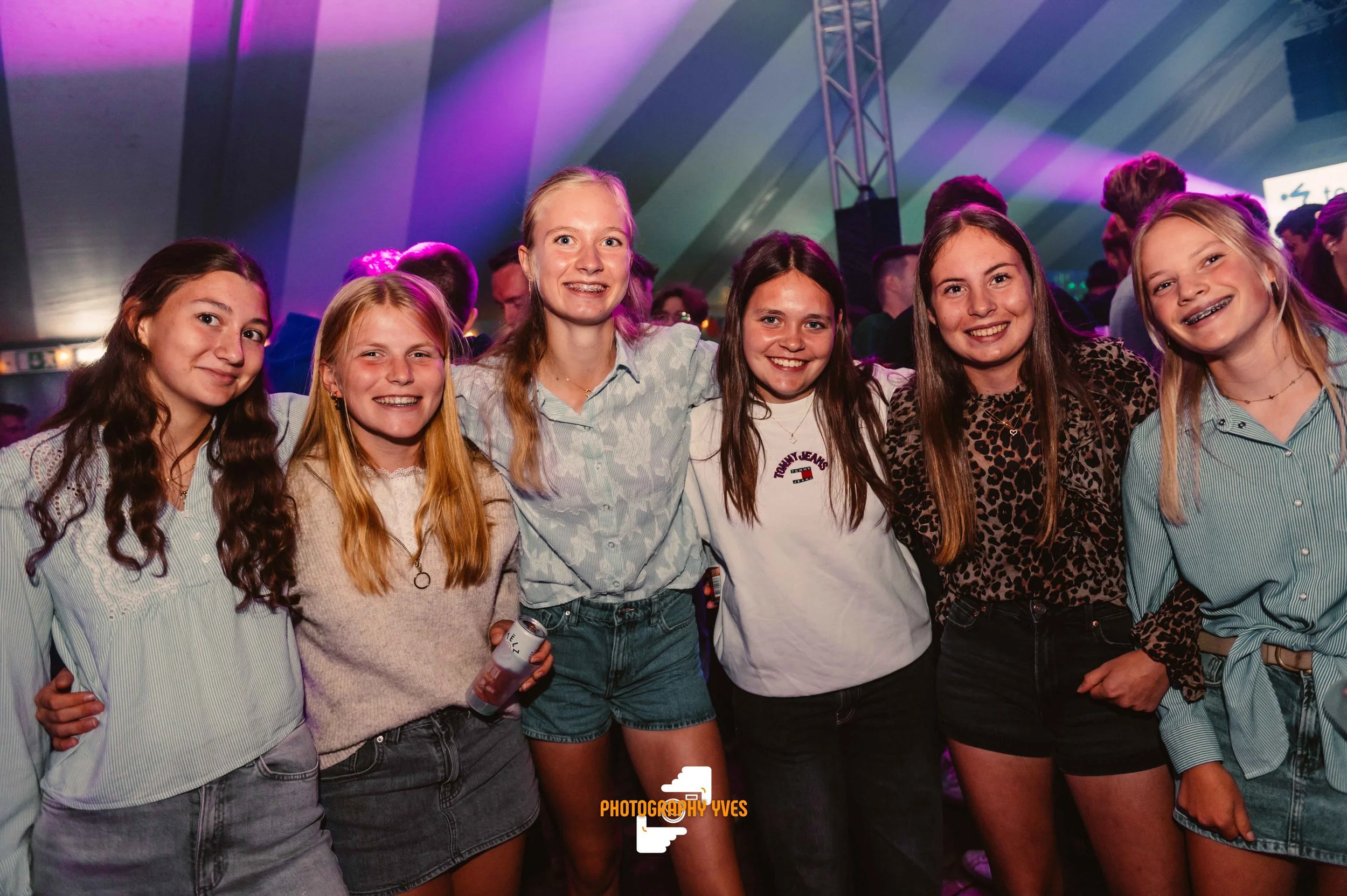 HOEKKERMIS - YVG-17.jpg