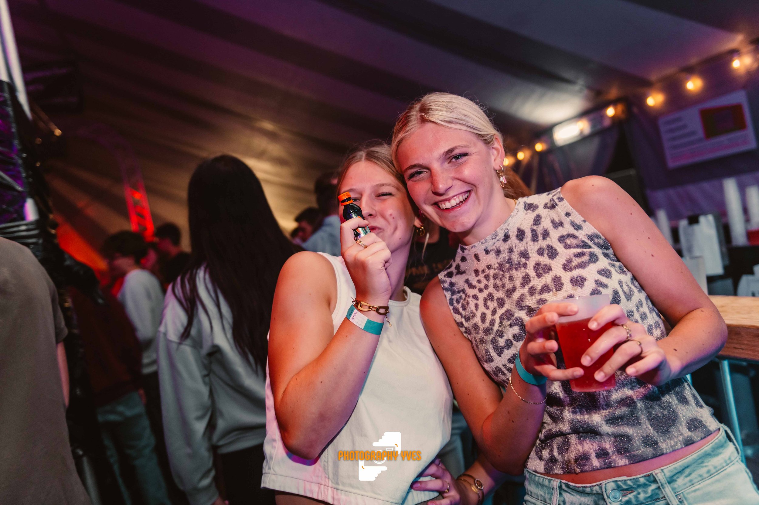 HOEKKERMIS - YVG-145.jpg