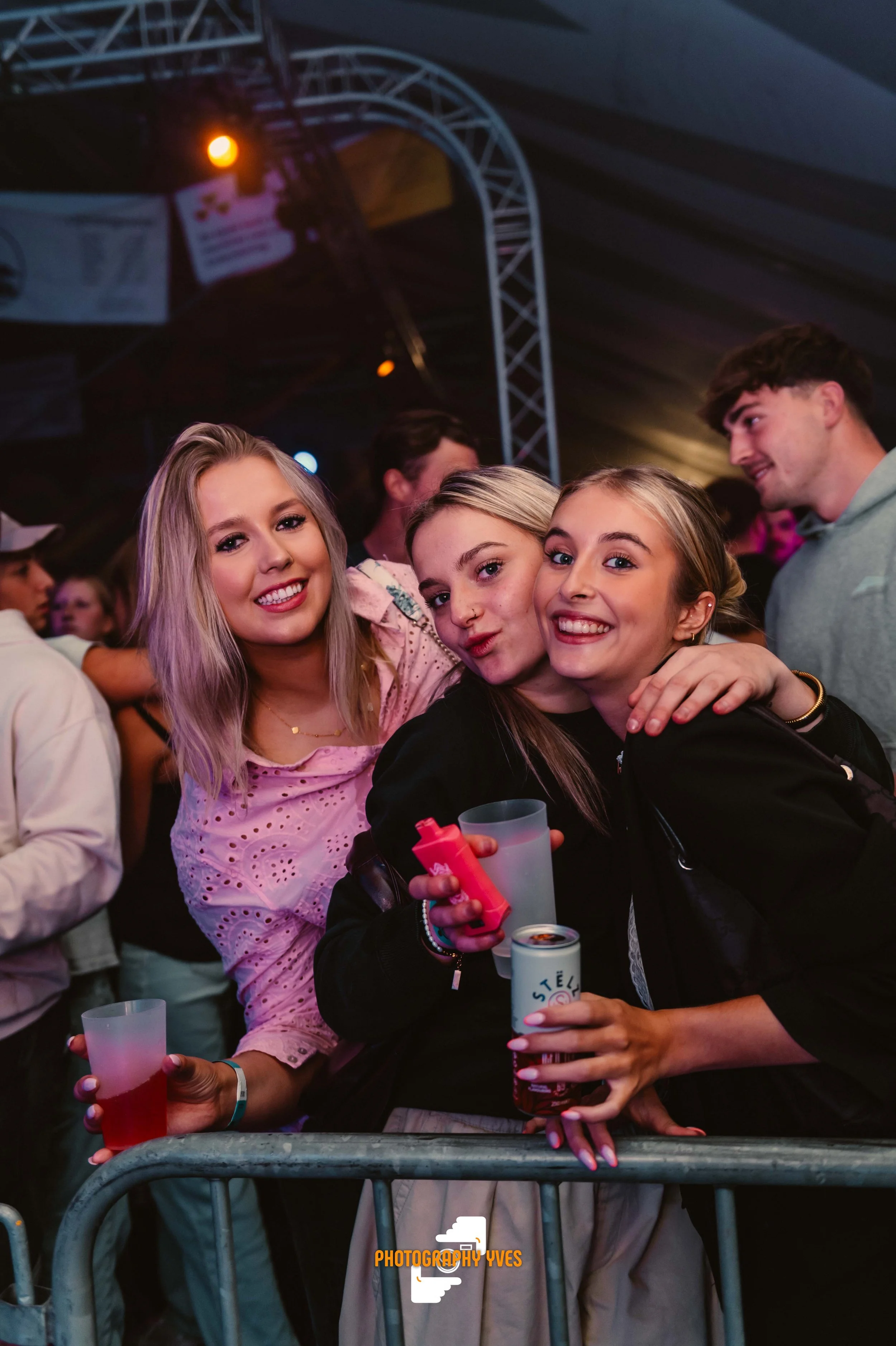 HOEKKERMIS - YVG-161.jpg
